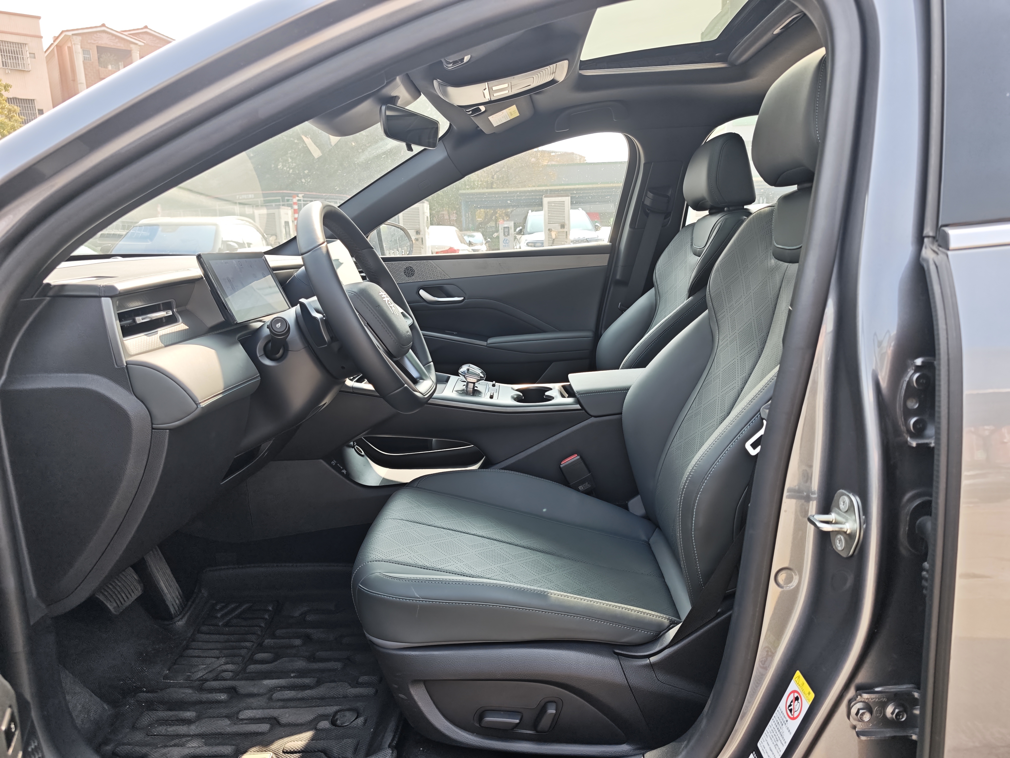 BYD Qin Plus 2025 immagine di auto #14