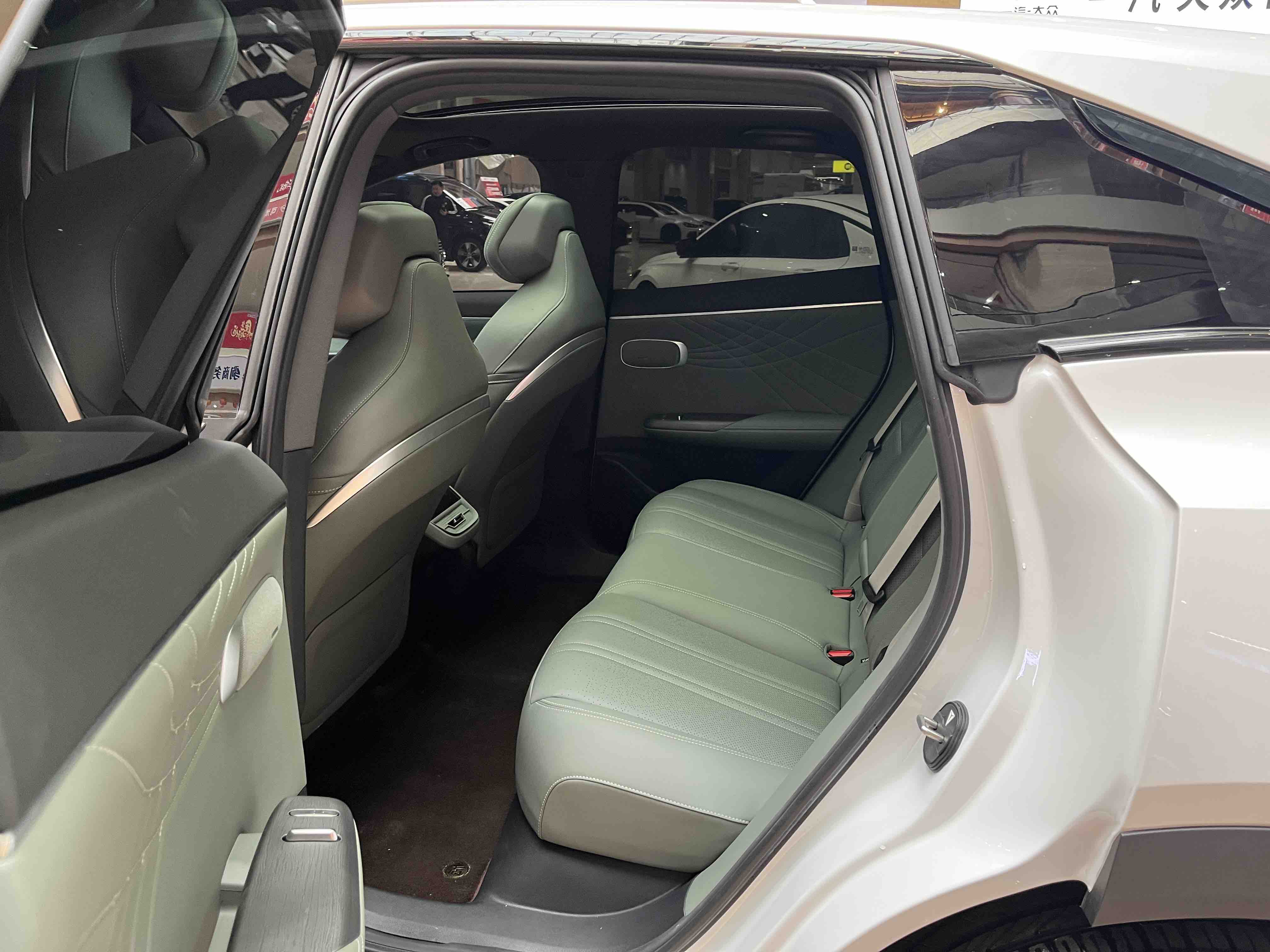 Deepal S07 2025 image de voiture #14