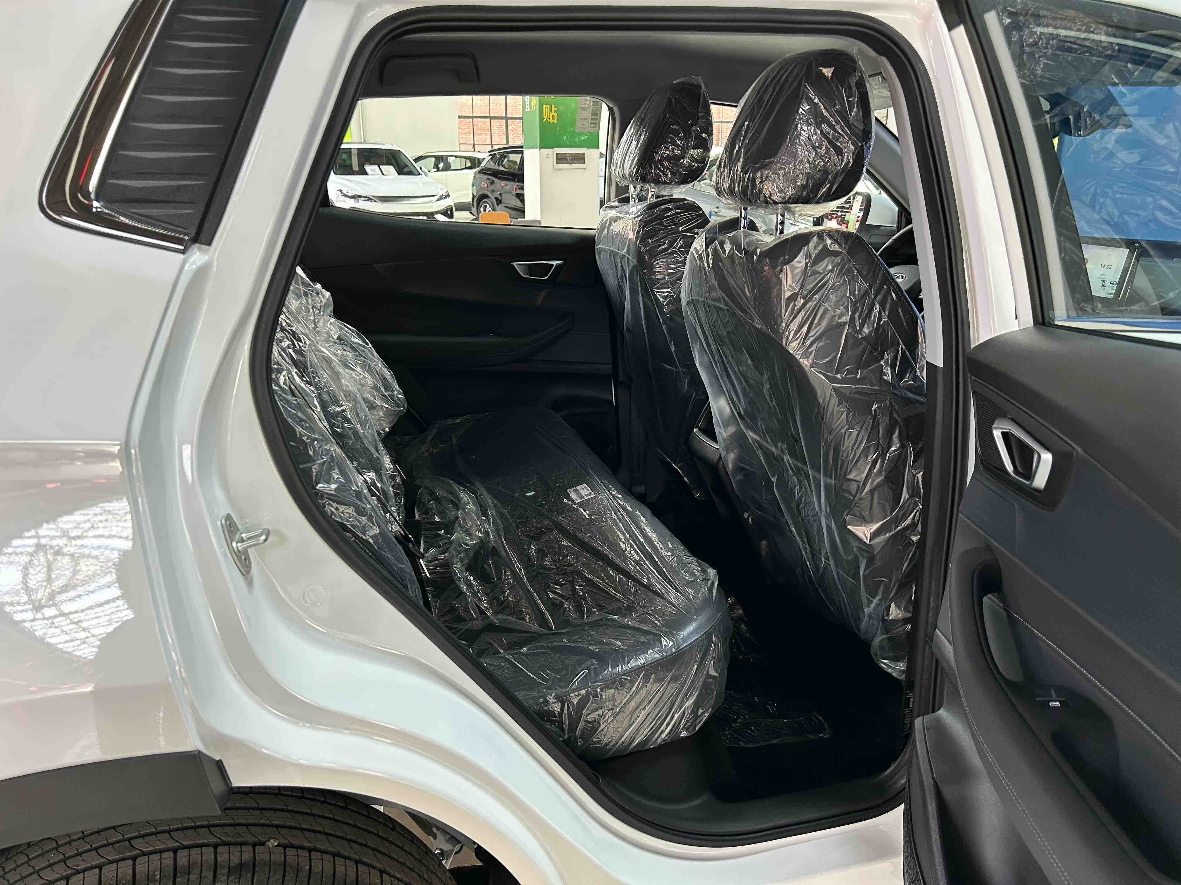 Chery Tiggo 5x 2026 car image #14