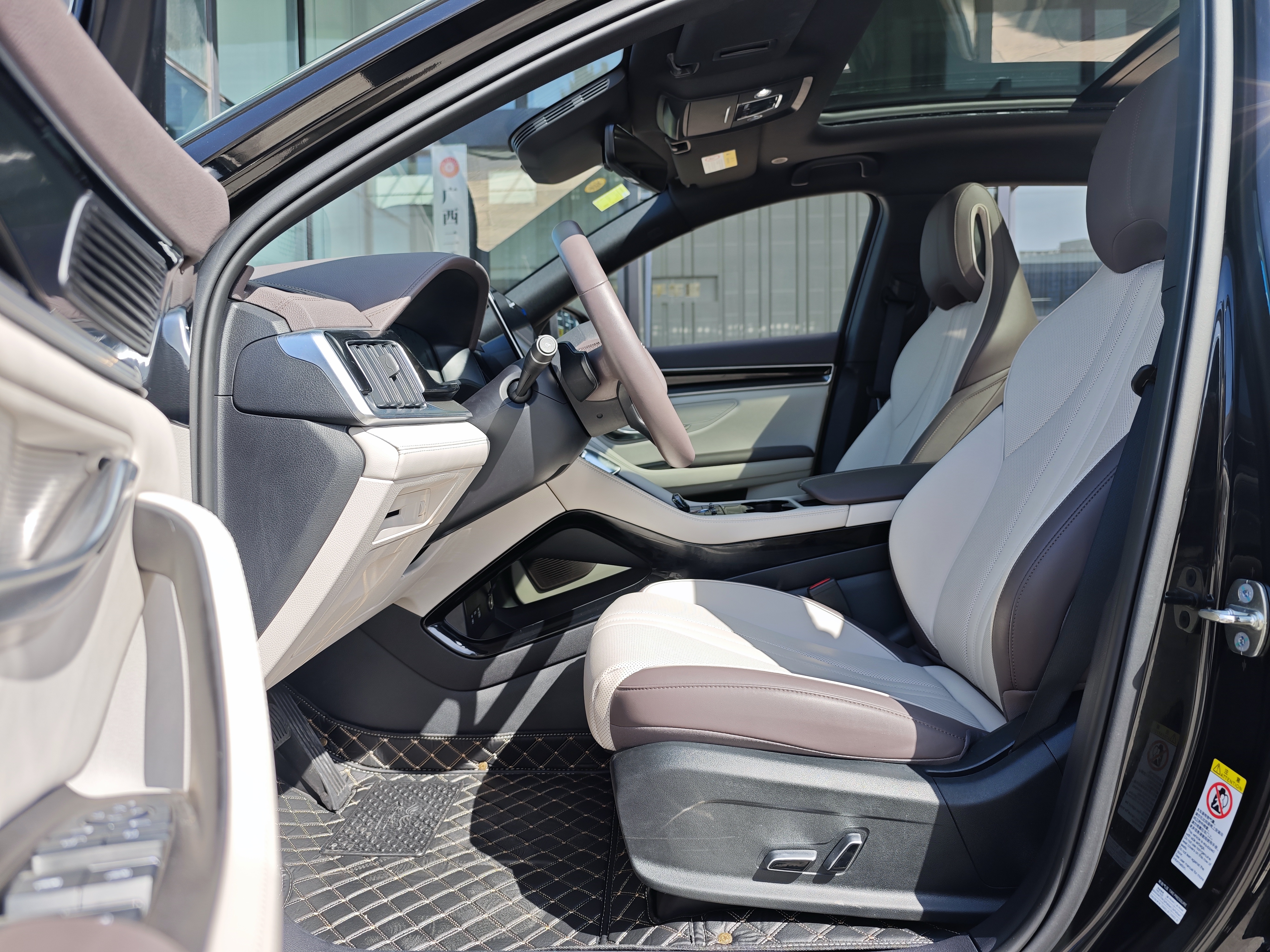 BYD Song Plus New Energy 2025 #14 BYD Song Plus New Energy 2025 immagine di auto #14