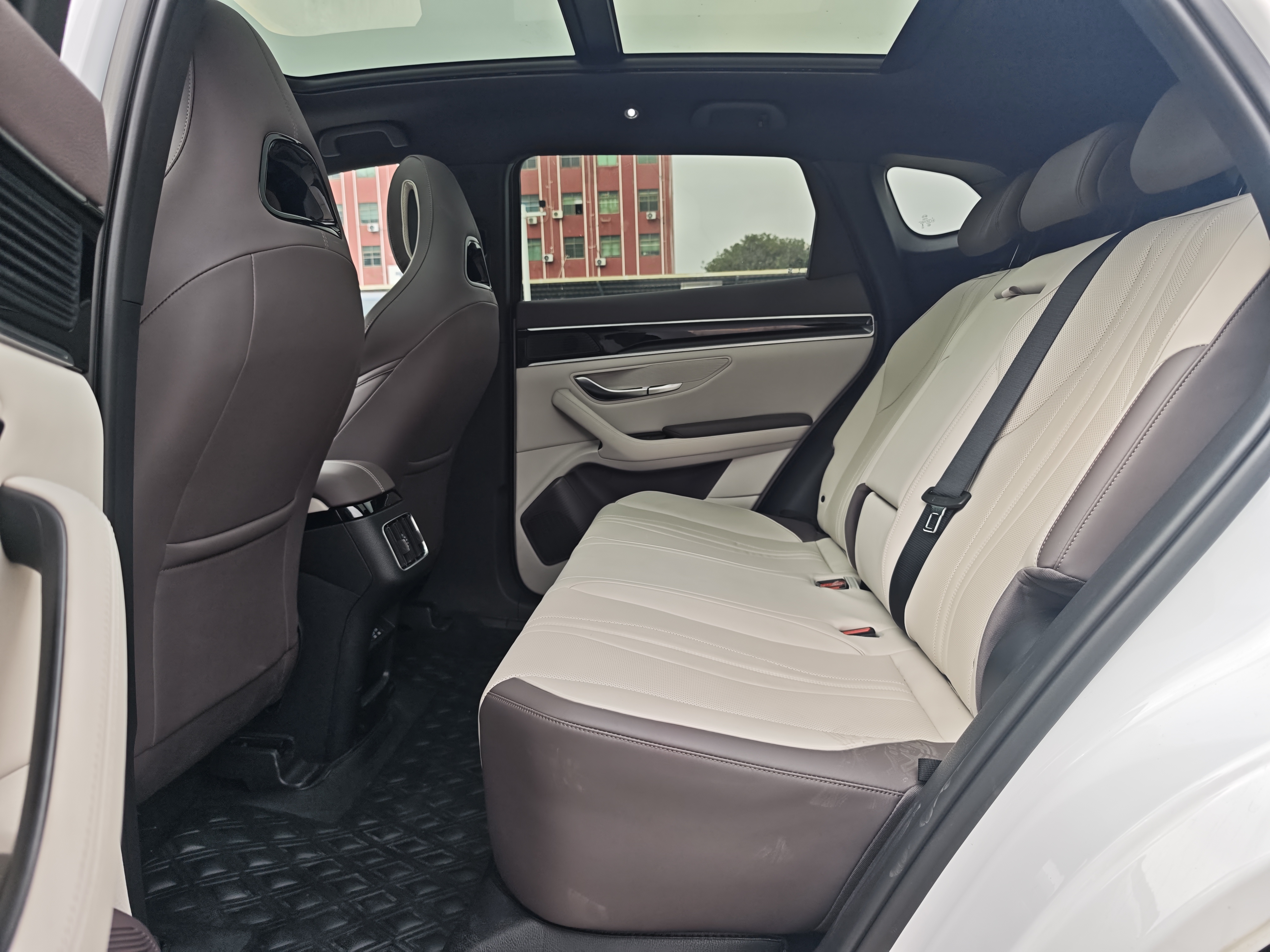 BYD Song Plus New Energy 2025 car image #14