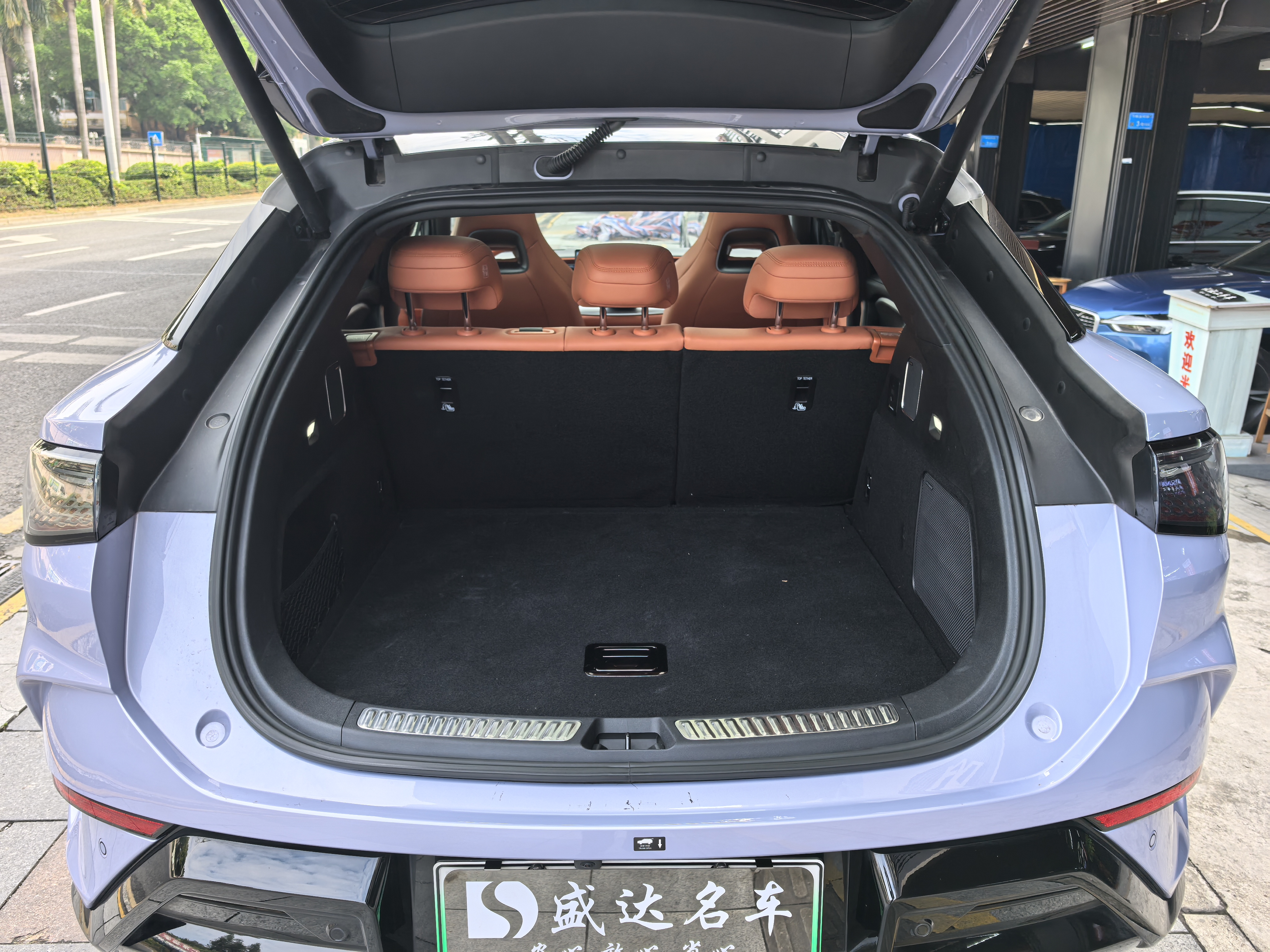 BYD Sea Lion 07 EV 2025 car image #14