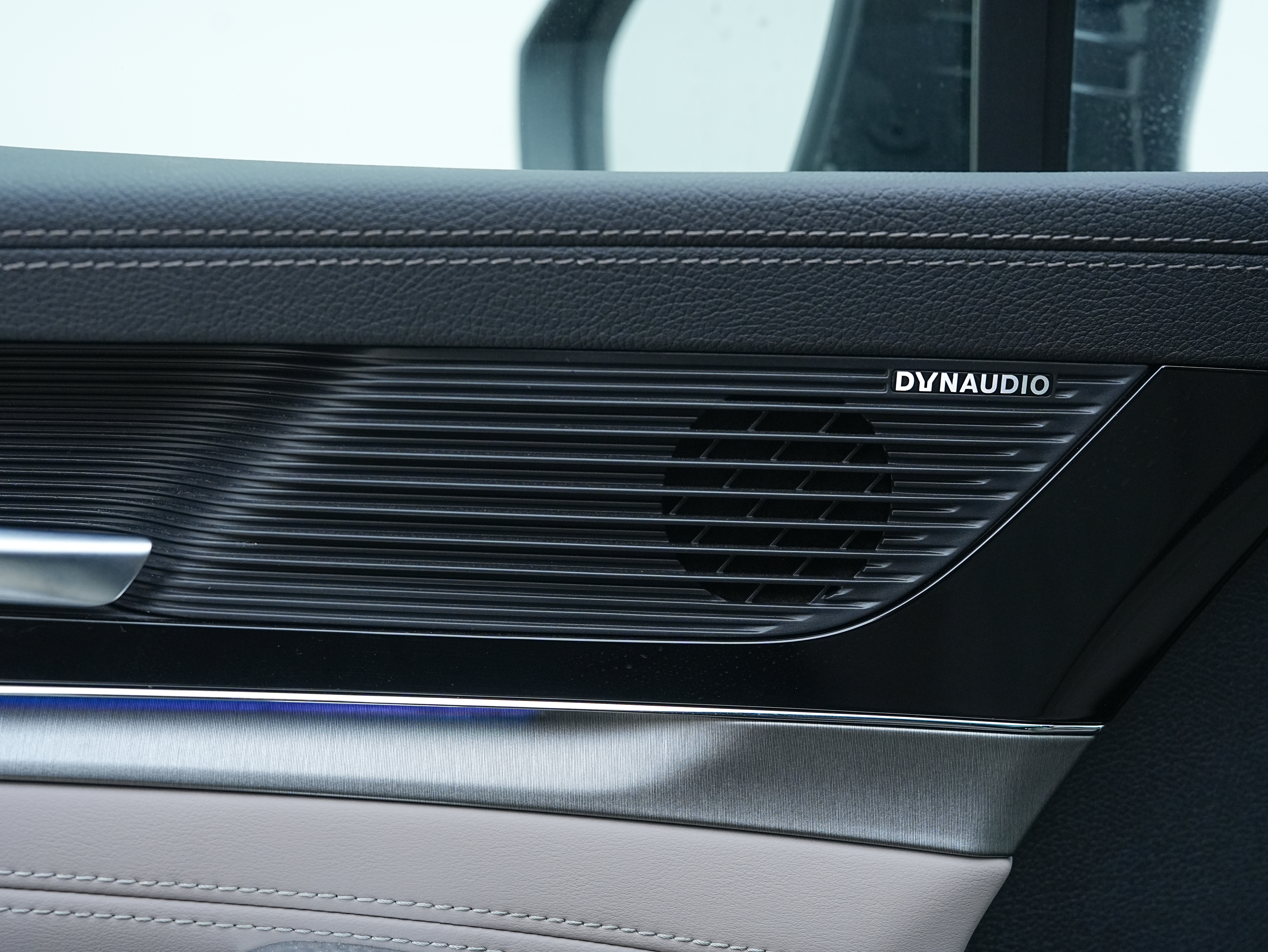 BYD Tang New Energy 2025 car image #14