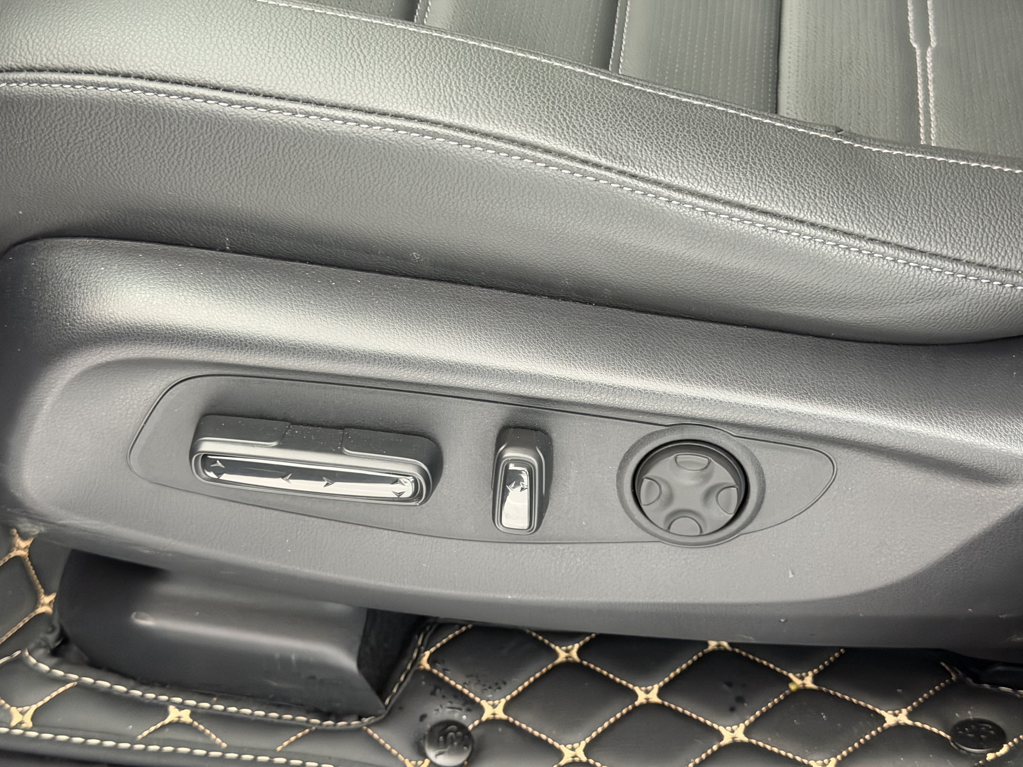 Honda CR-V 2025 car image #14