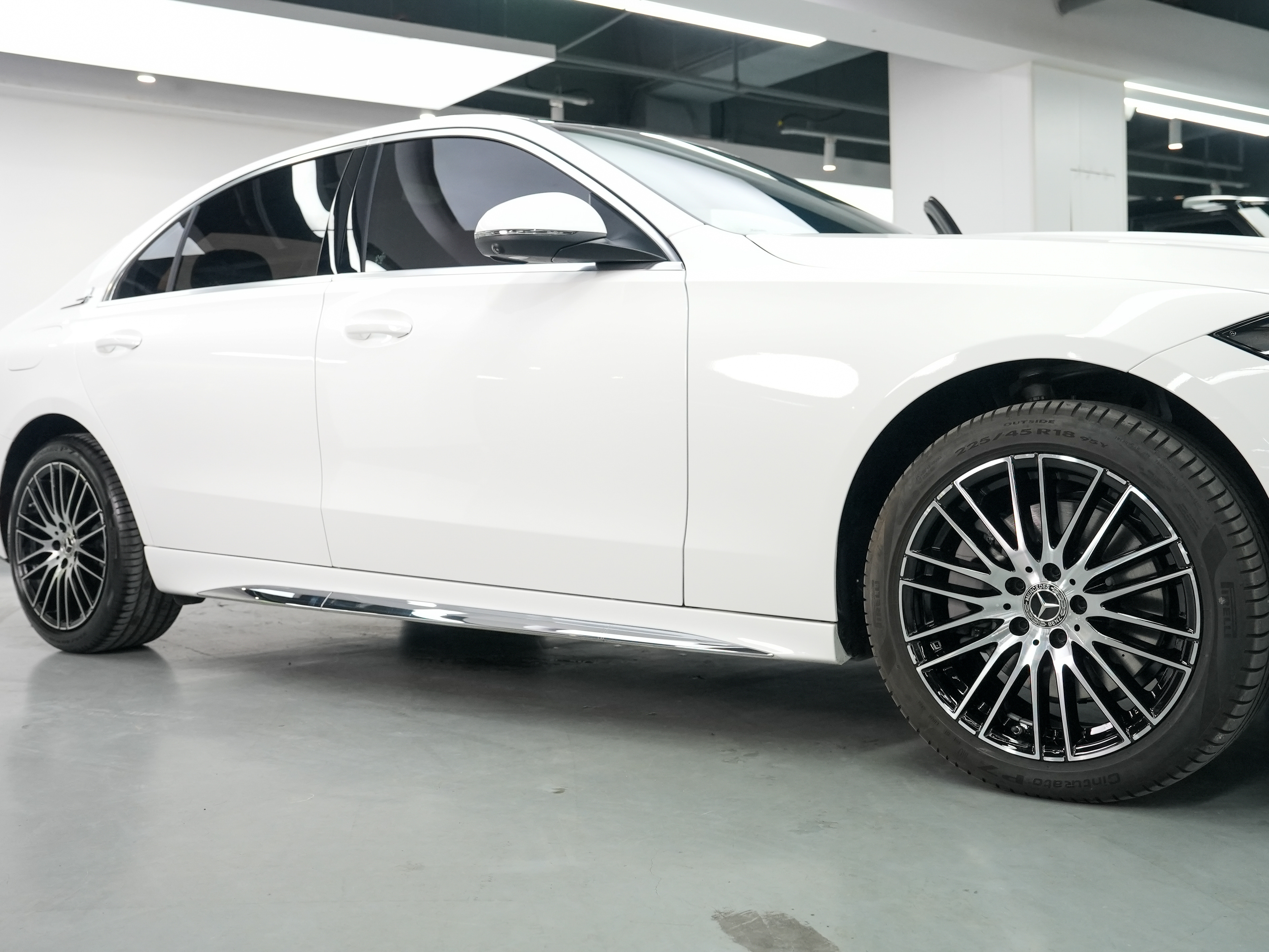 Mercedes-Benz C Class 2025 صورة سيارة #14