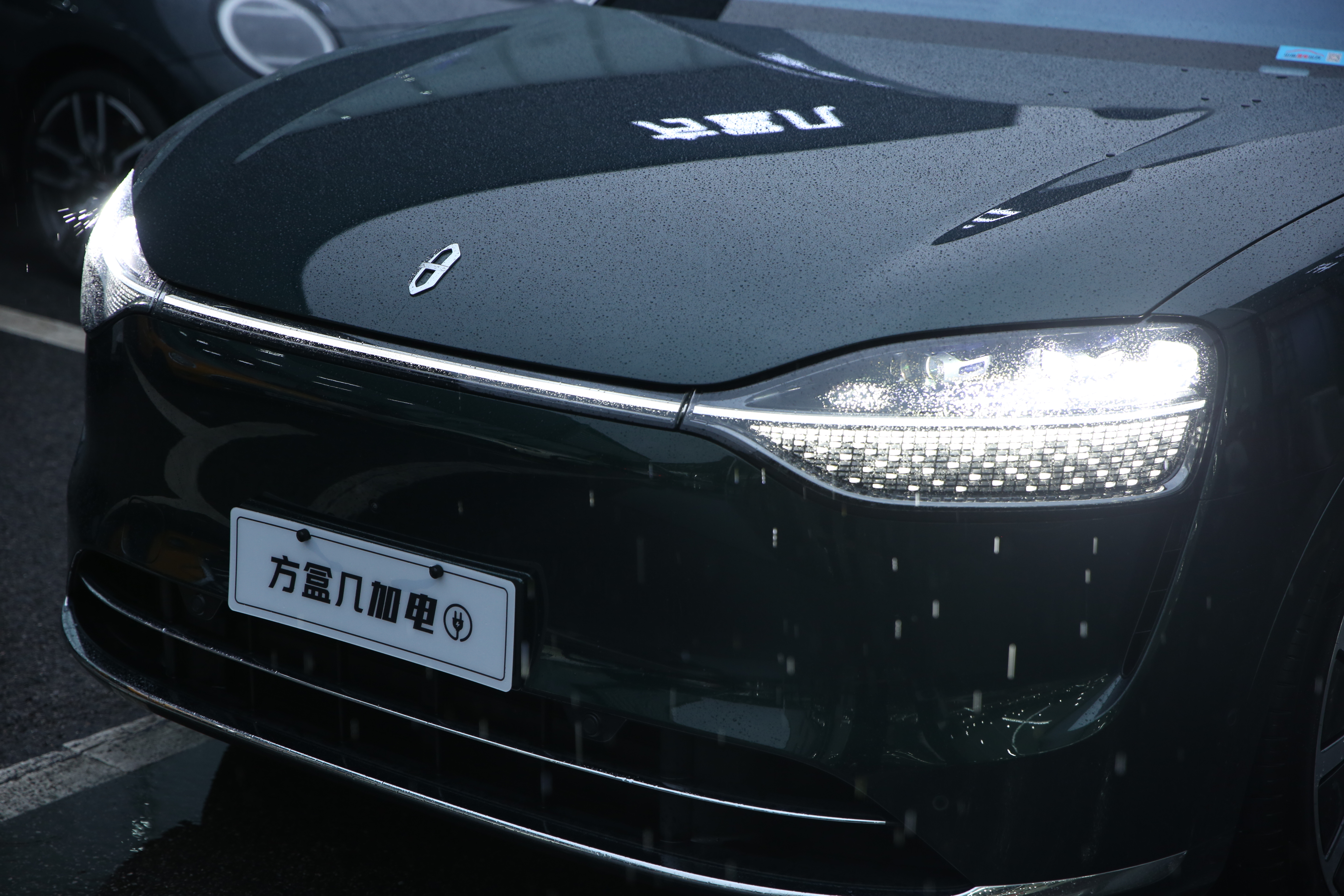 2025 #14 2025 car image #14