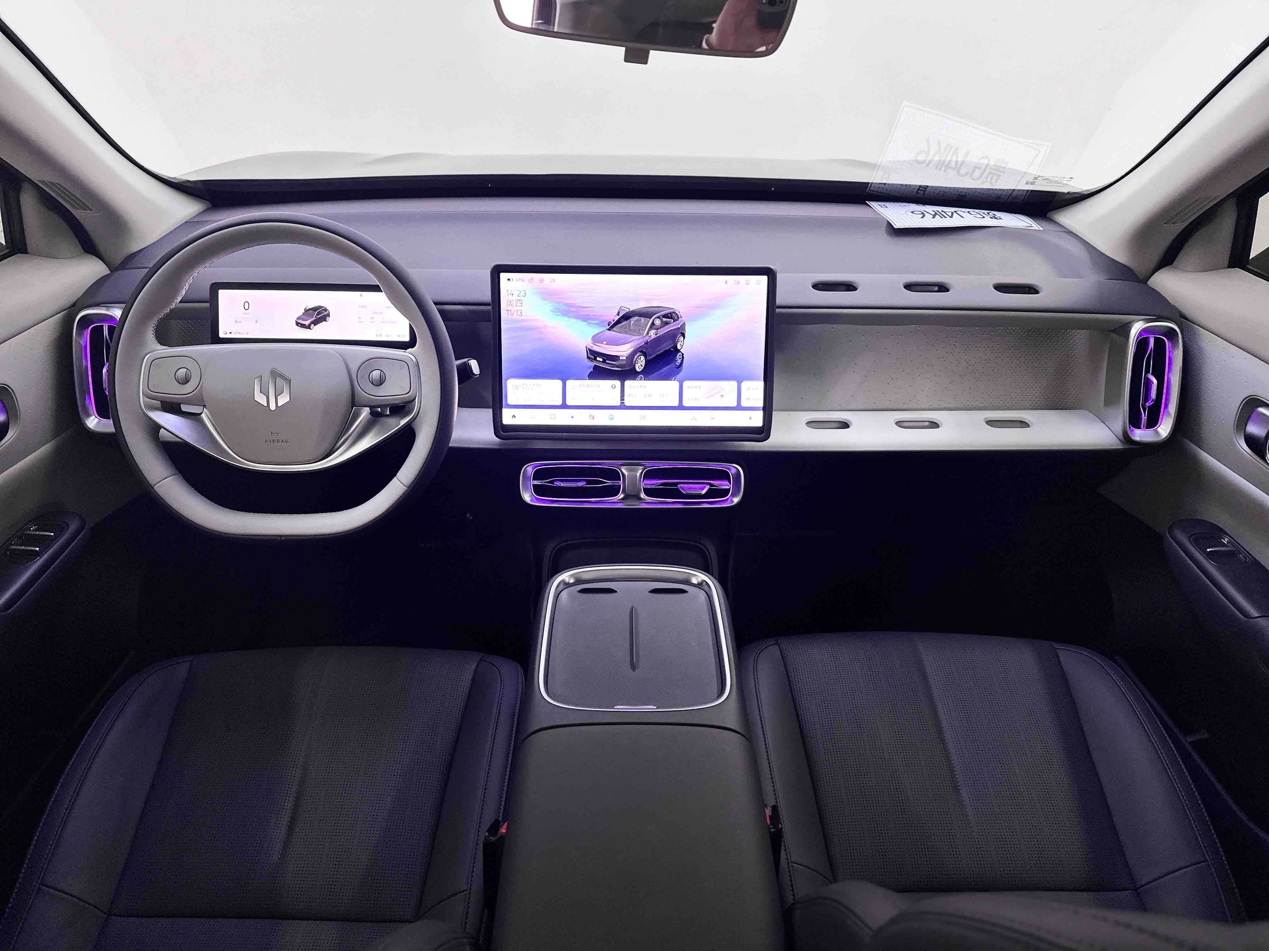 零跑汽车 零跑B10 2025 汽车图片 #14