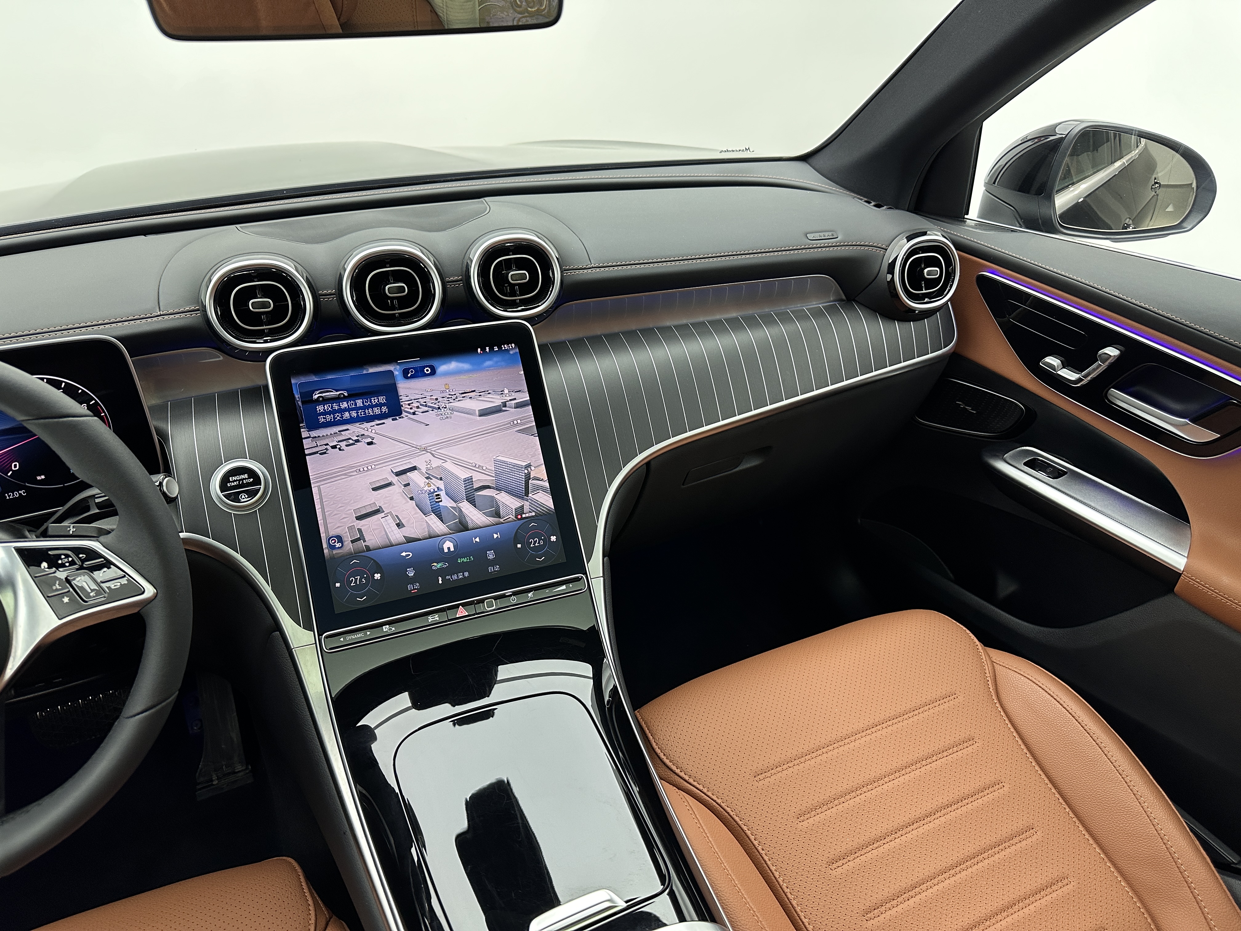 Mercedes-Benz GLC Class 2025 immagine di auto #14