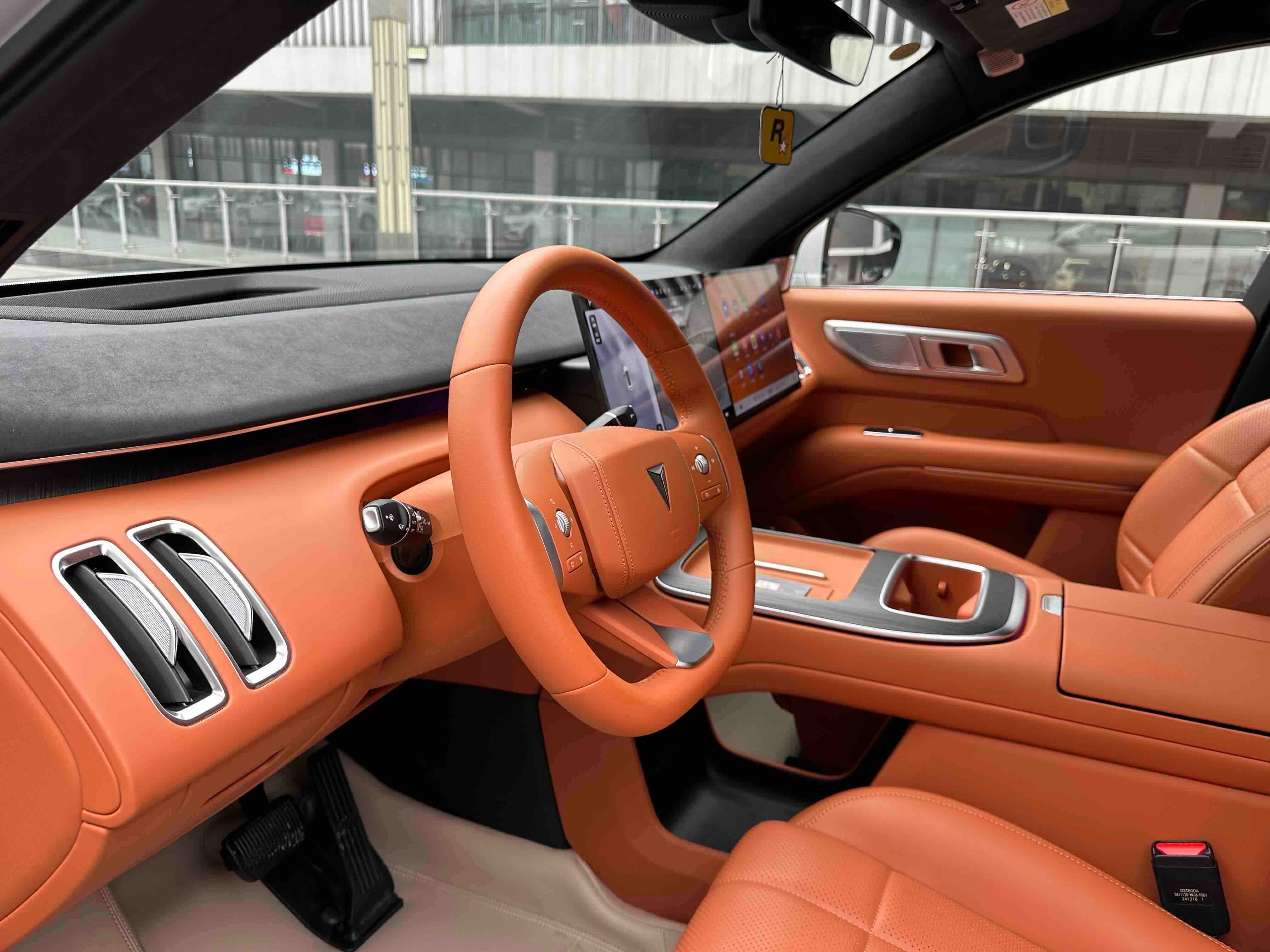 Deepal S09 2025 car image #14