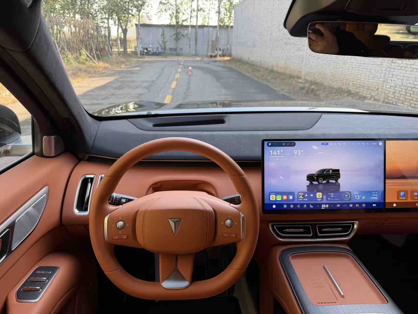 Deepal S09 2025 car image #14