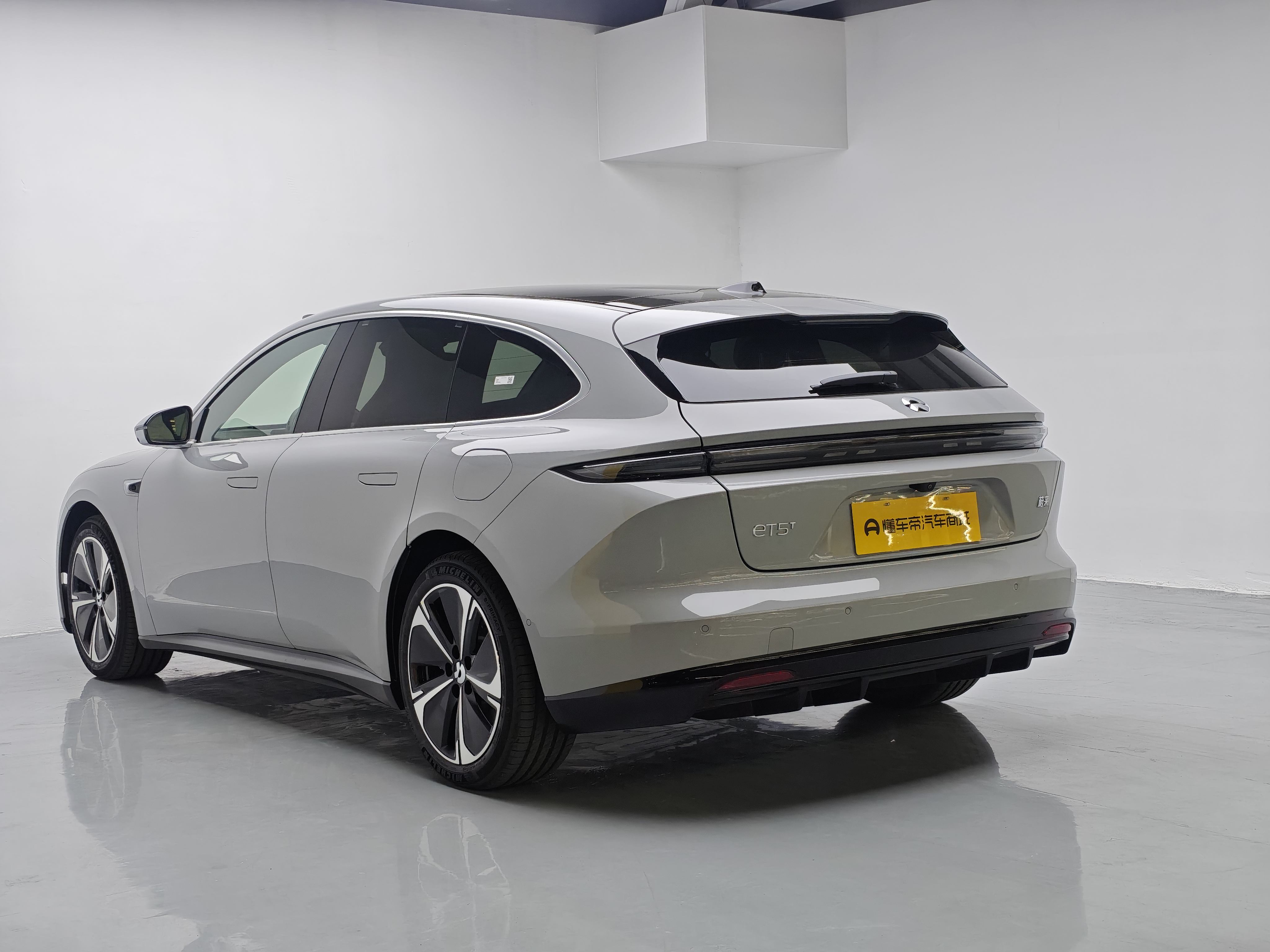 蔚来 蔚来ET5T 2026 汽车图片 #14