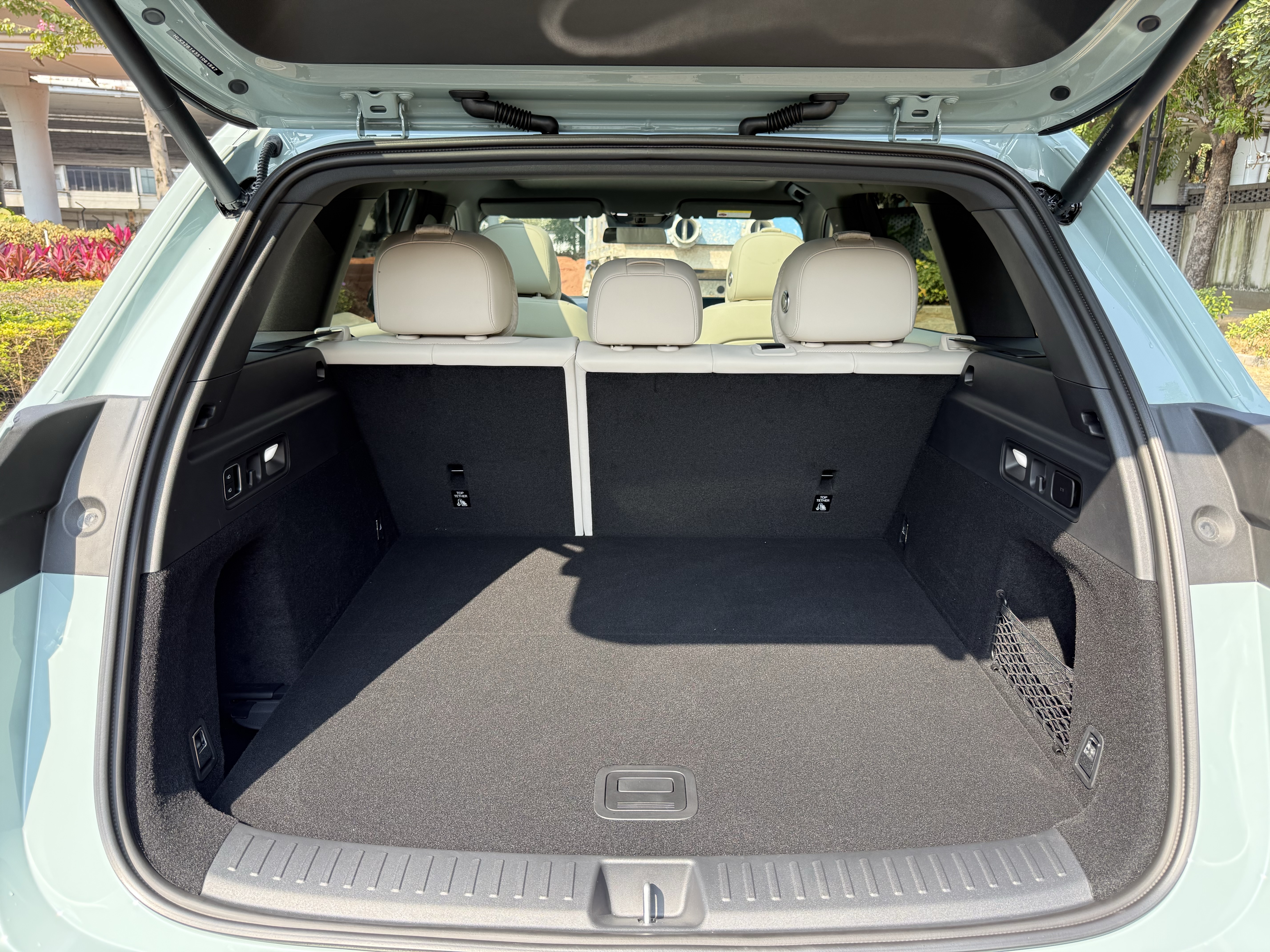 Li L6 2025 imagem de carro #14