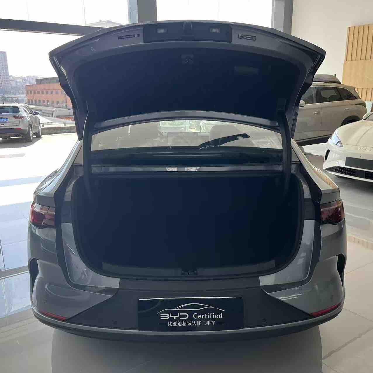 BYD Qin L 2025 #14 BYD Qin L 2025 car image #14