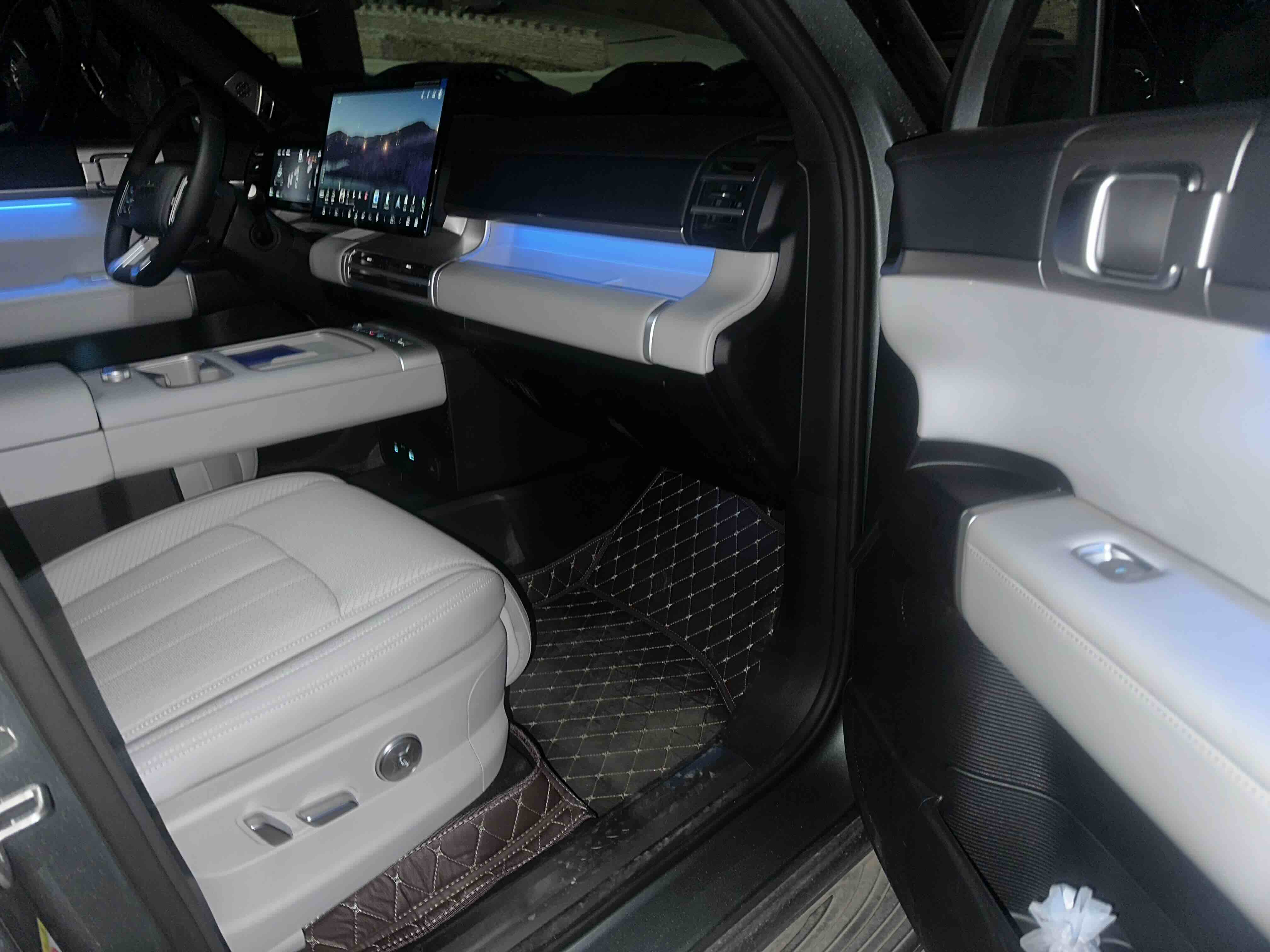 FangChengBao Tiger 7 2025 imagem de carro #14