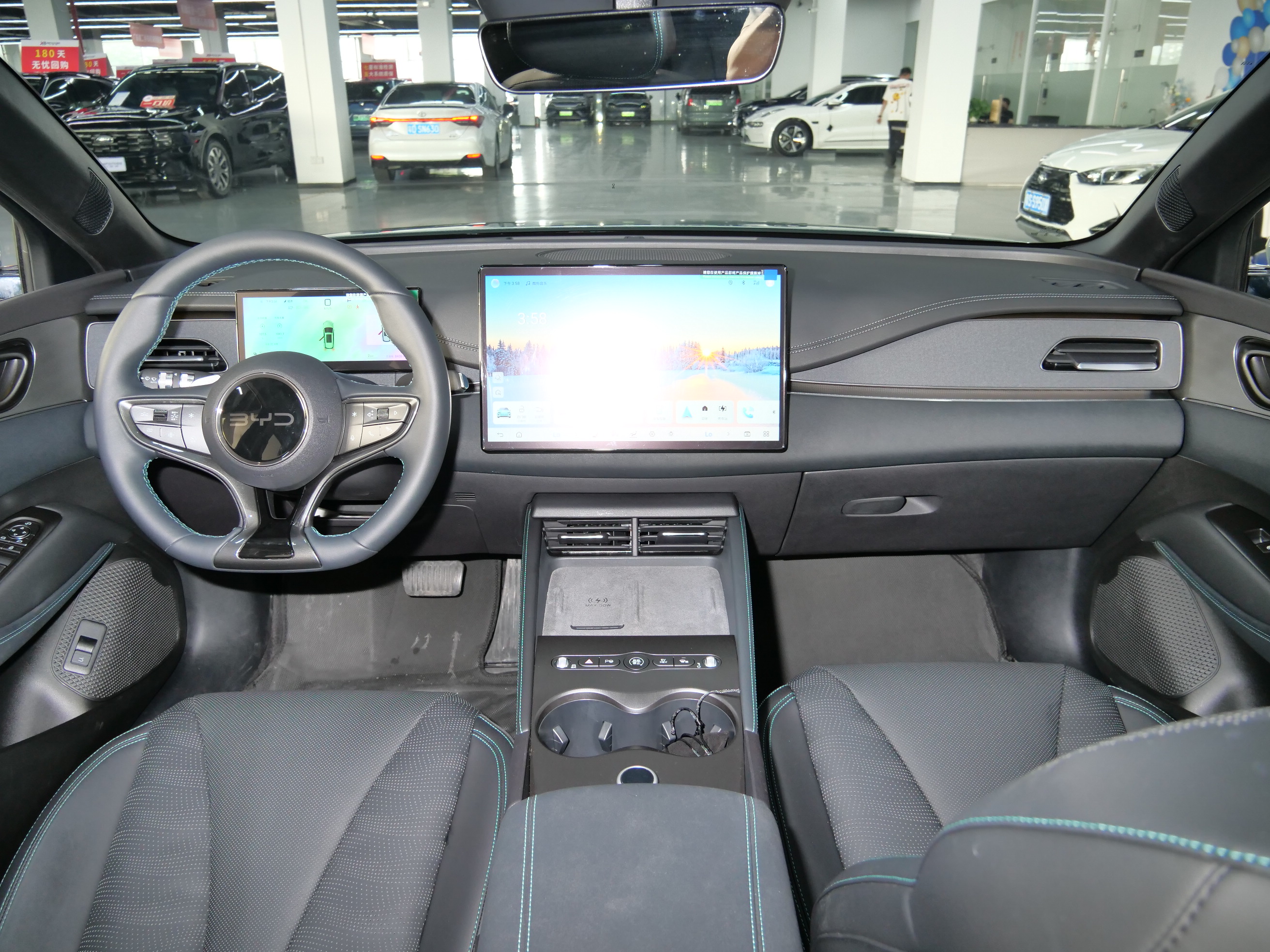 BYD Seal 06 DM-i 2025 #14 BYD Seal 06 DM-i 2025 immagine di auto #14