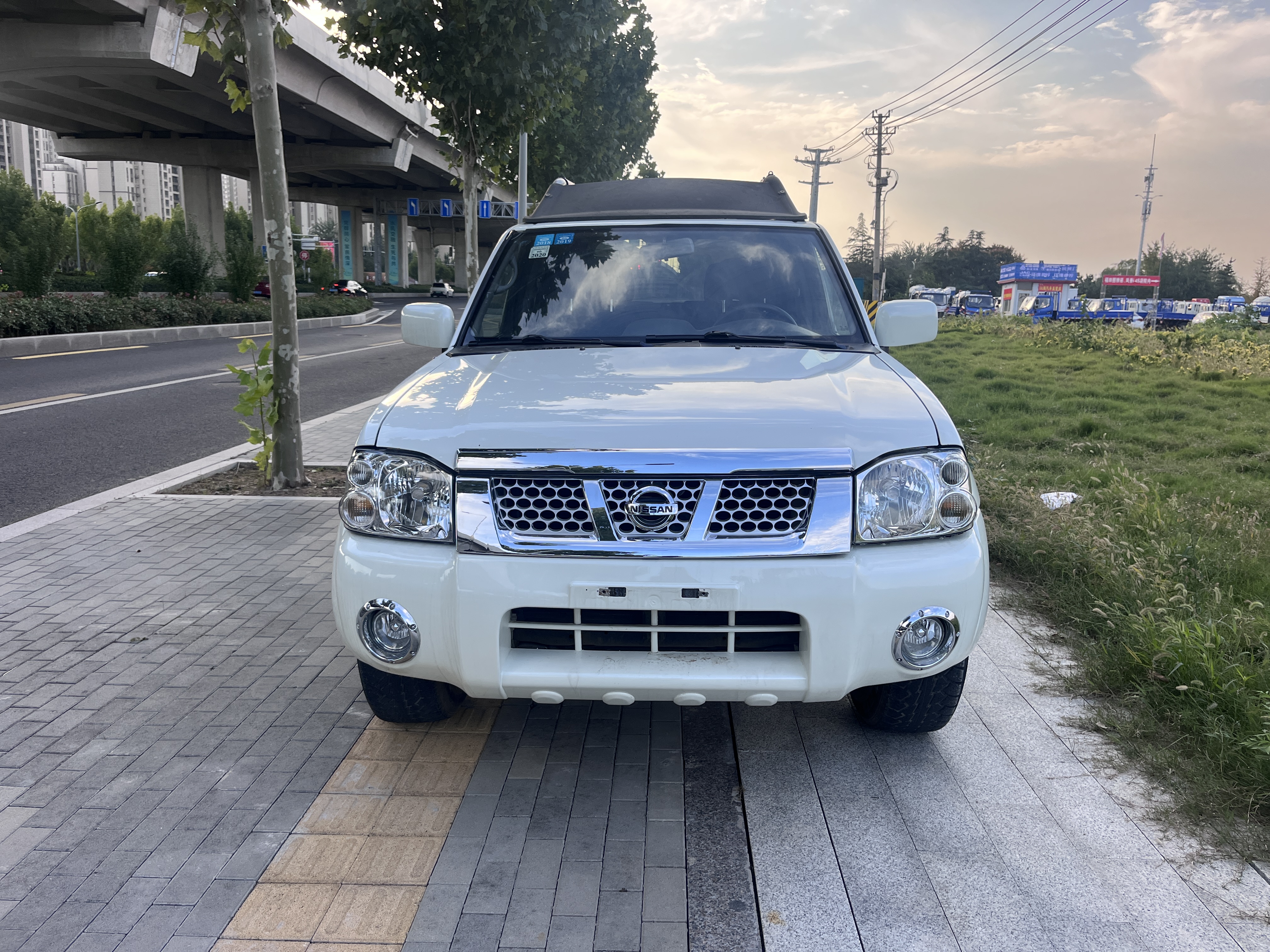 日产 日产帕拉丁 2015 汽车图片 #14