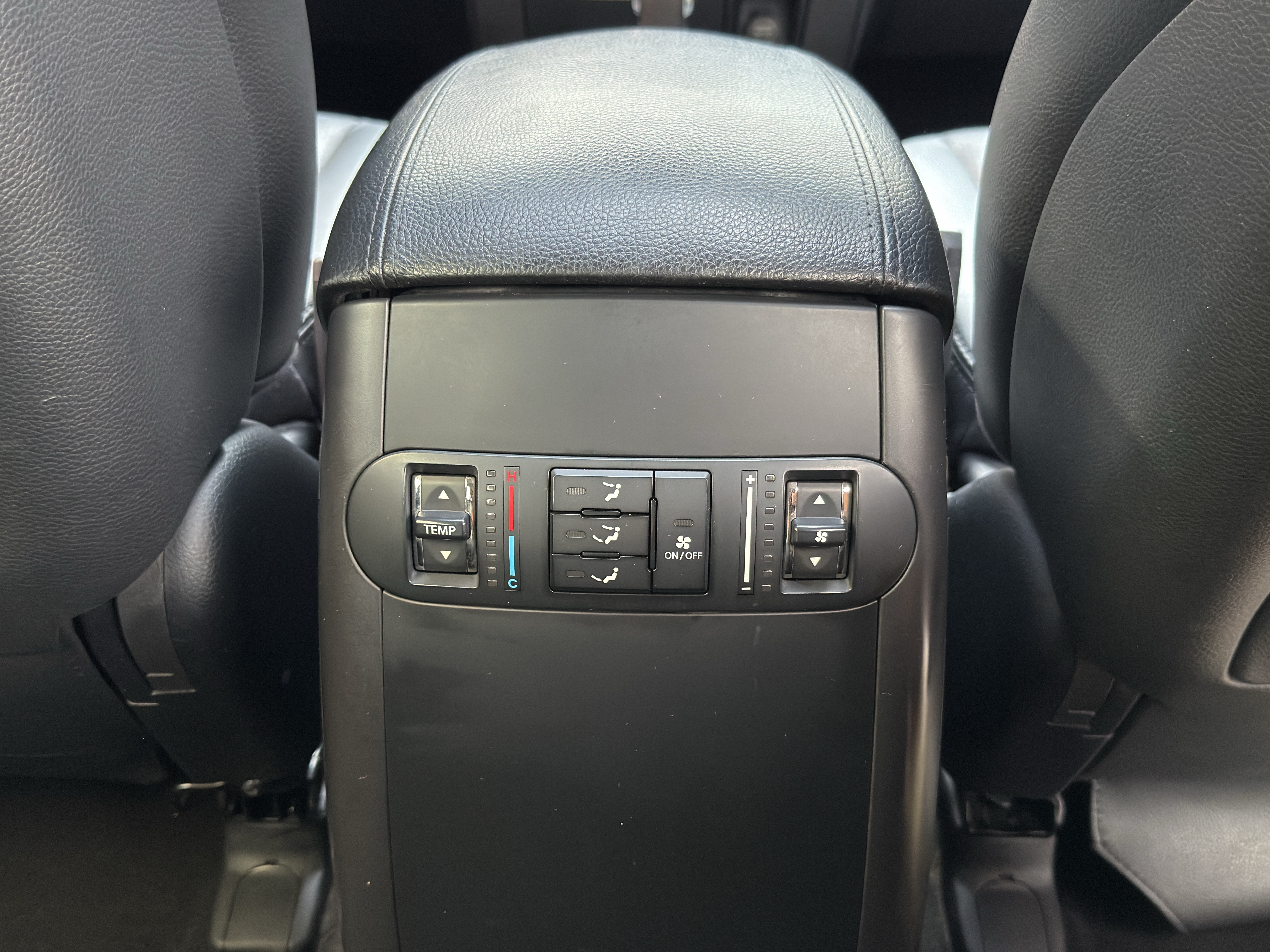 起亚 霸锐 2015 汽车图片 #14