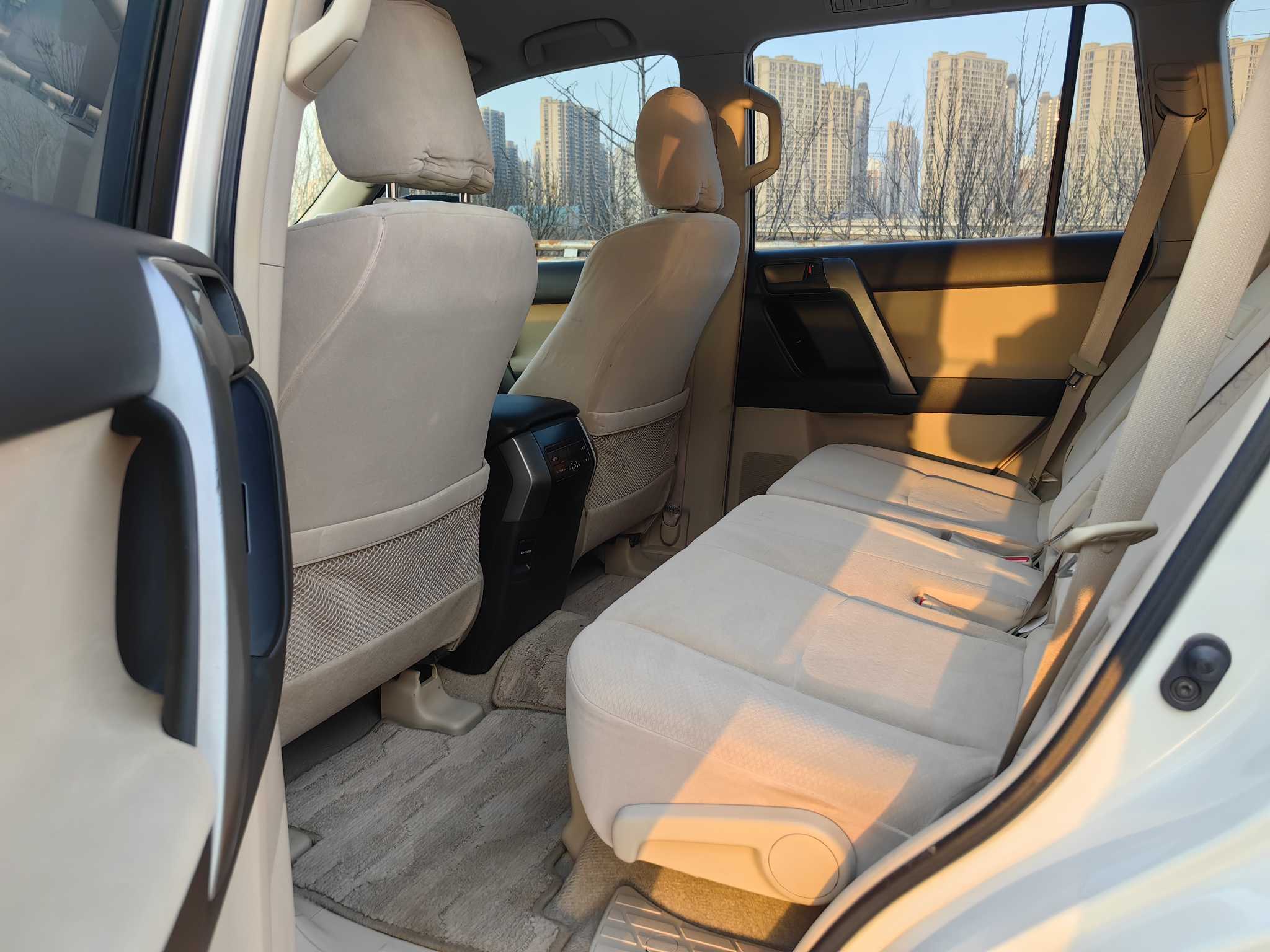 Toyota Prado (Imported) 2012 car image #14