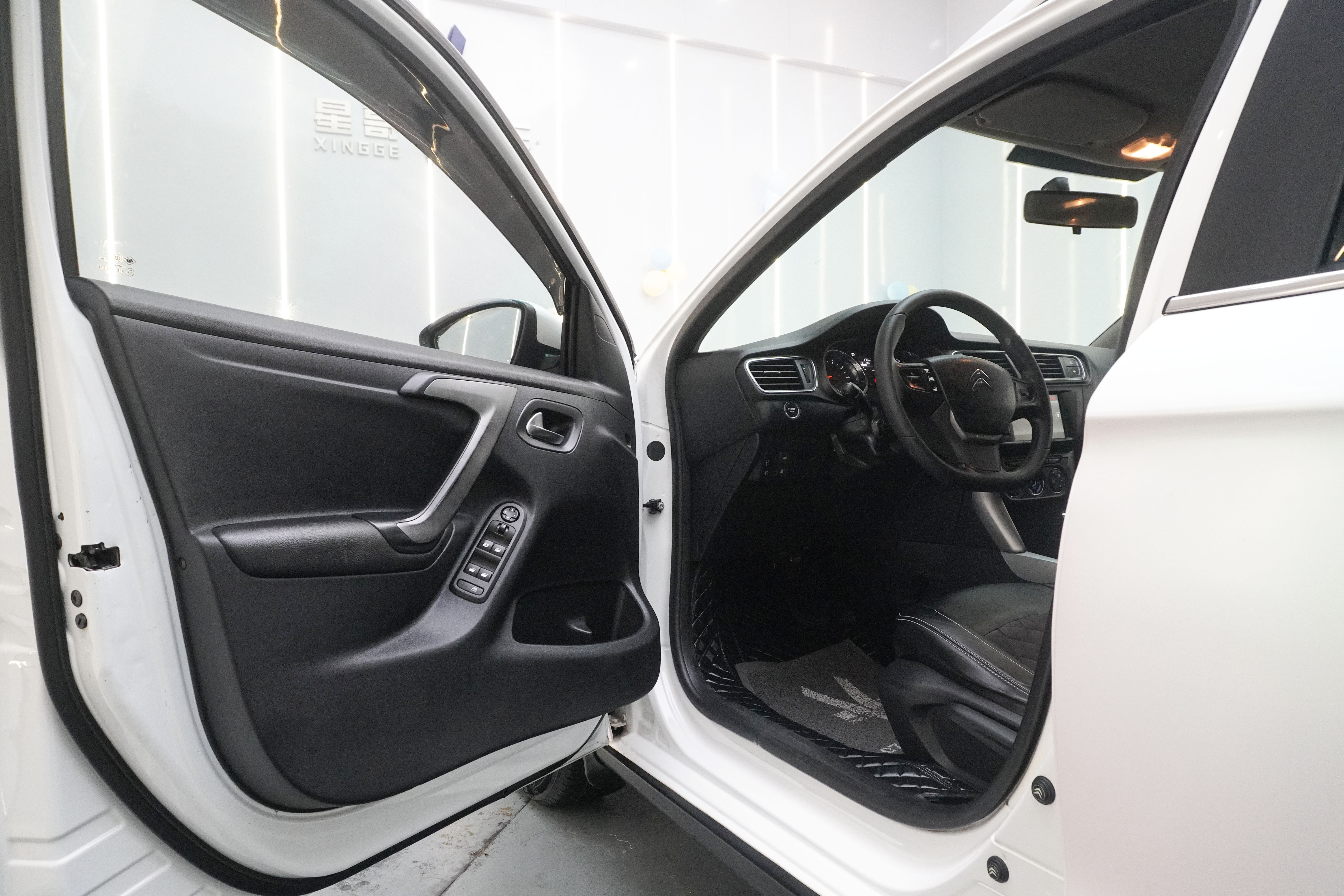 Citroen C3-XR 2016 car image #14