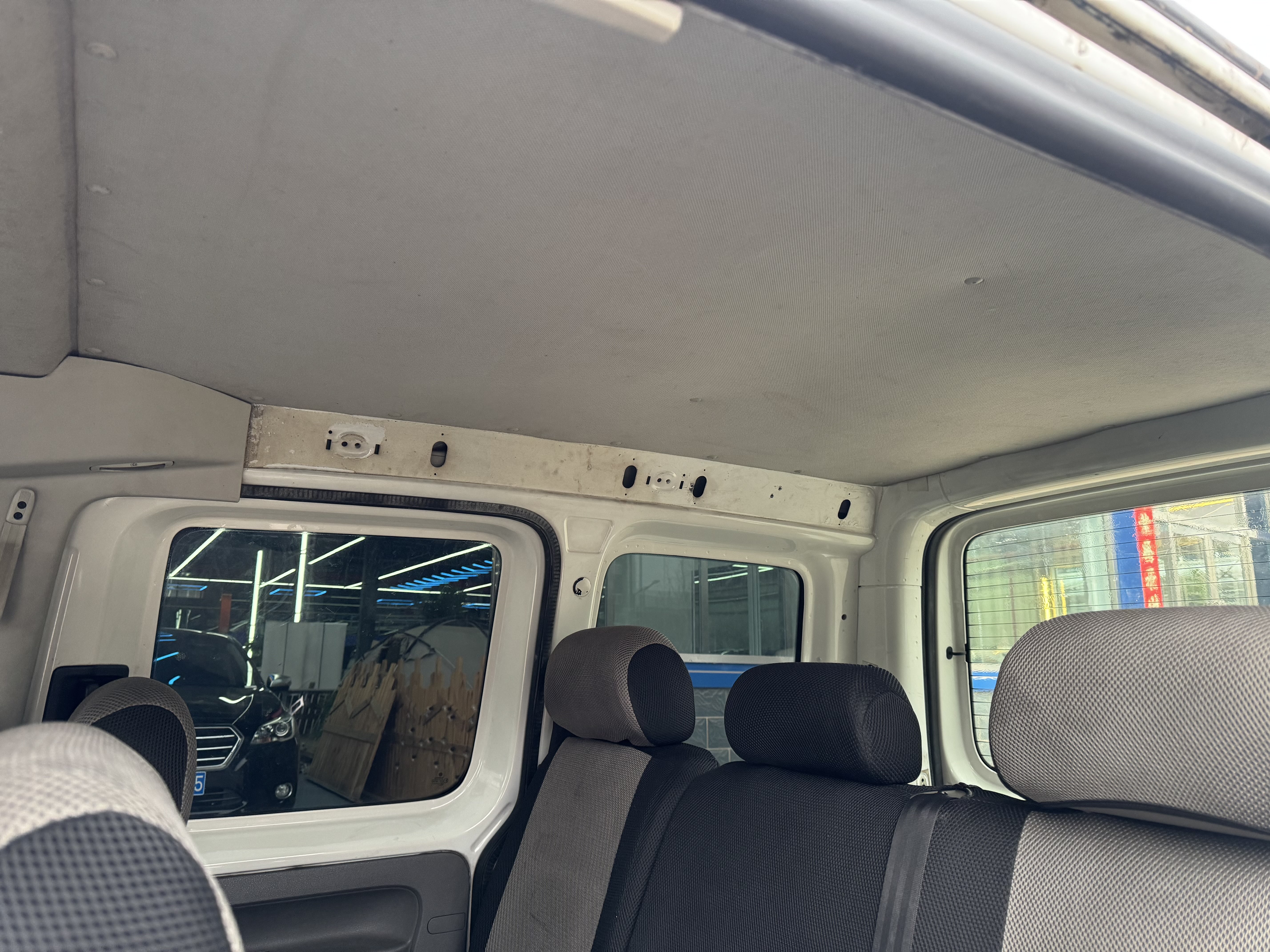 Volkswagen Caddy 2008 immagine di auto #14