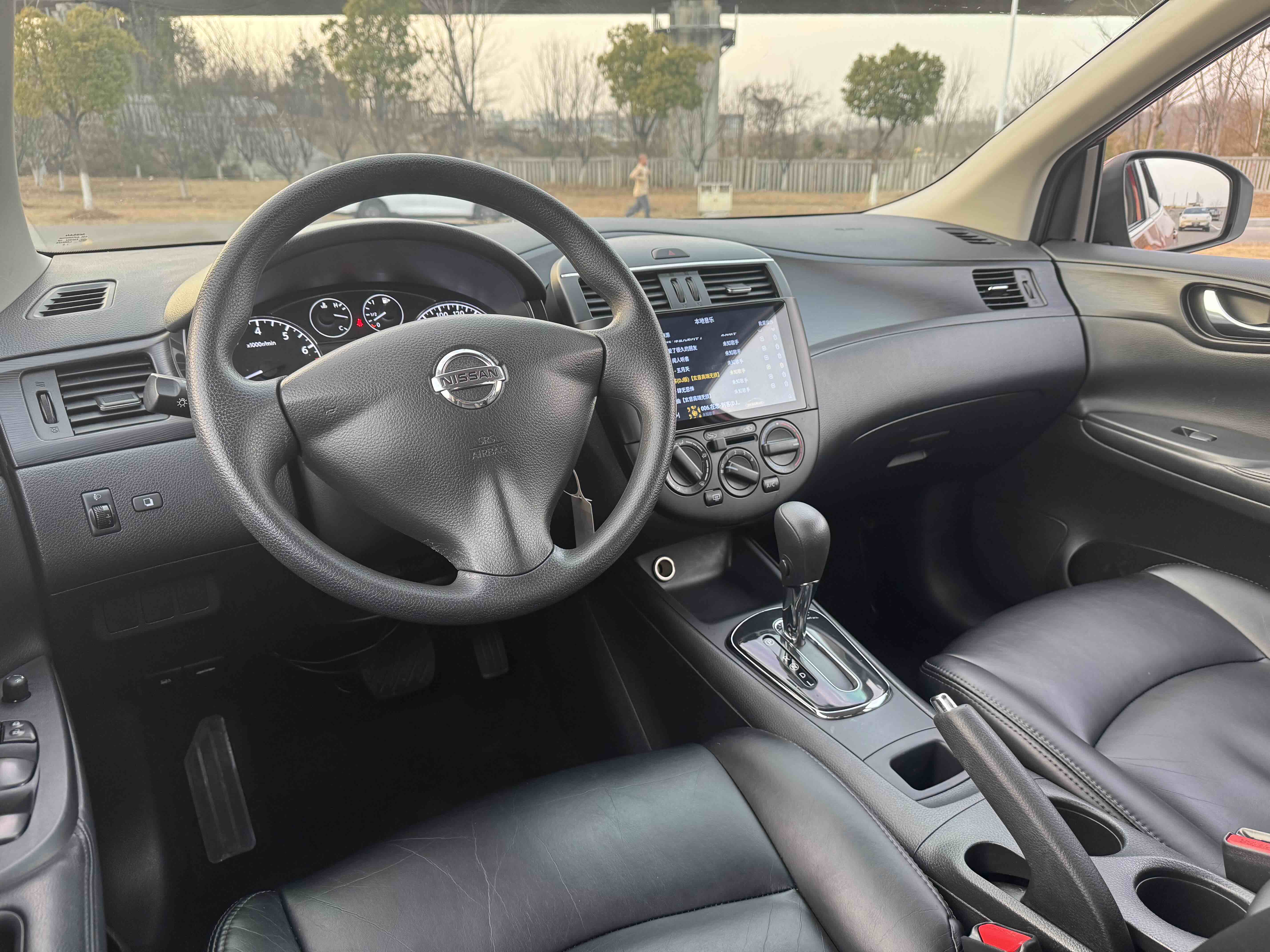 日产 骐达TIIDA 2015 汽车图片 #14