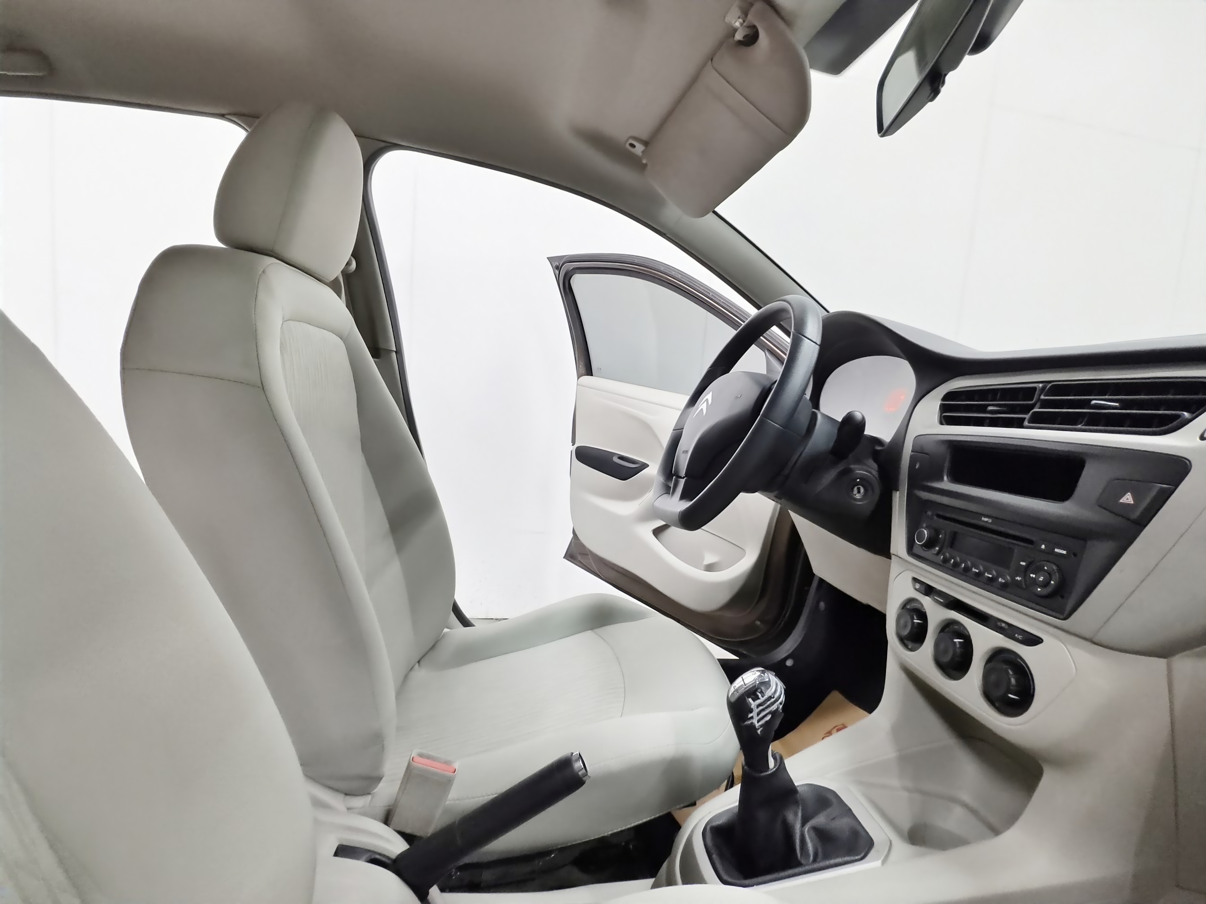 Citroen C-Elysée 2014 imagem de carro #14