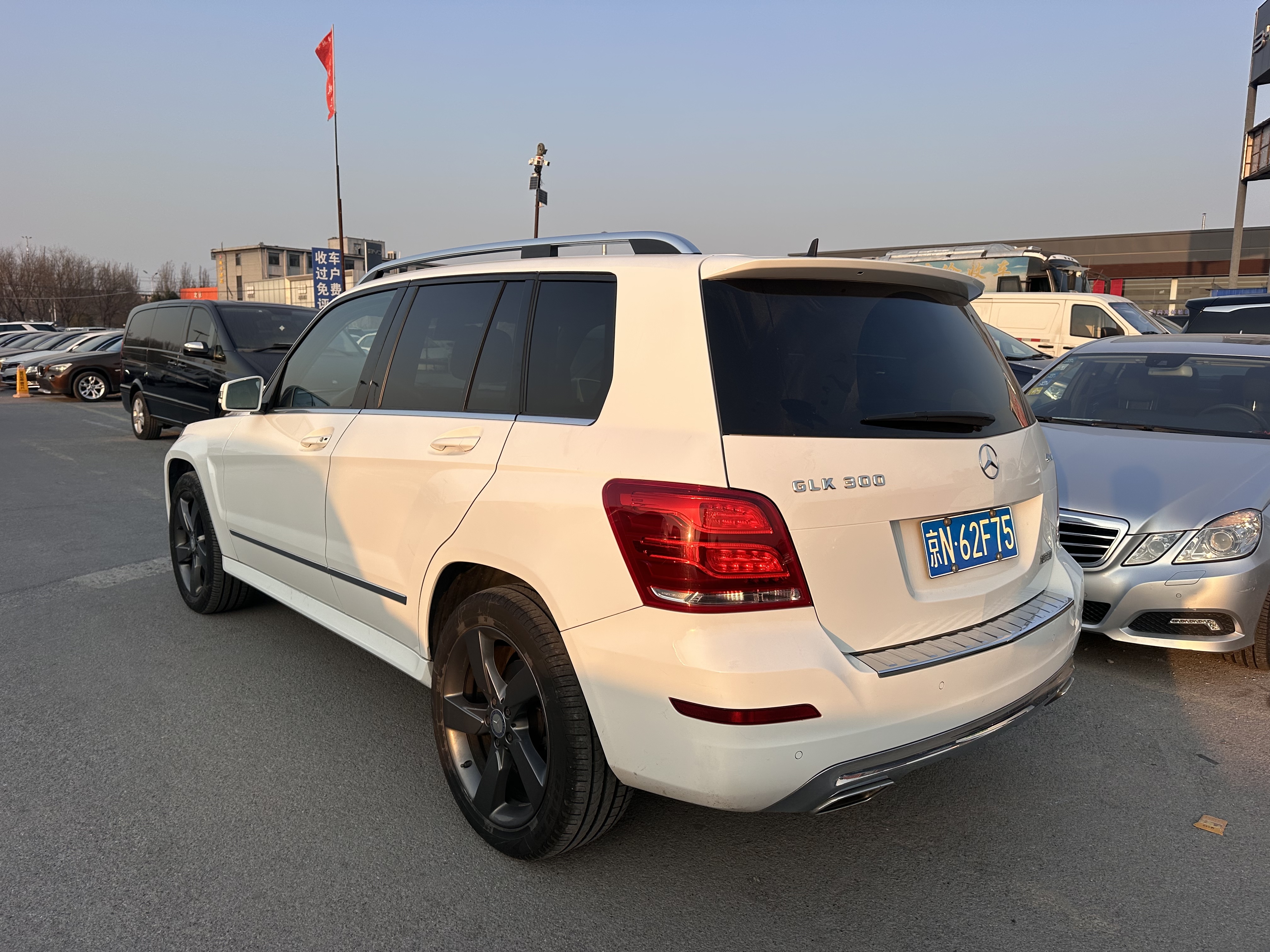 Mercedes-Benz GLK Class 2014 car image #14