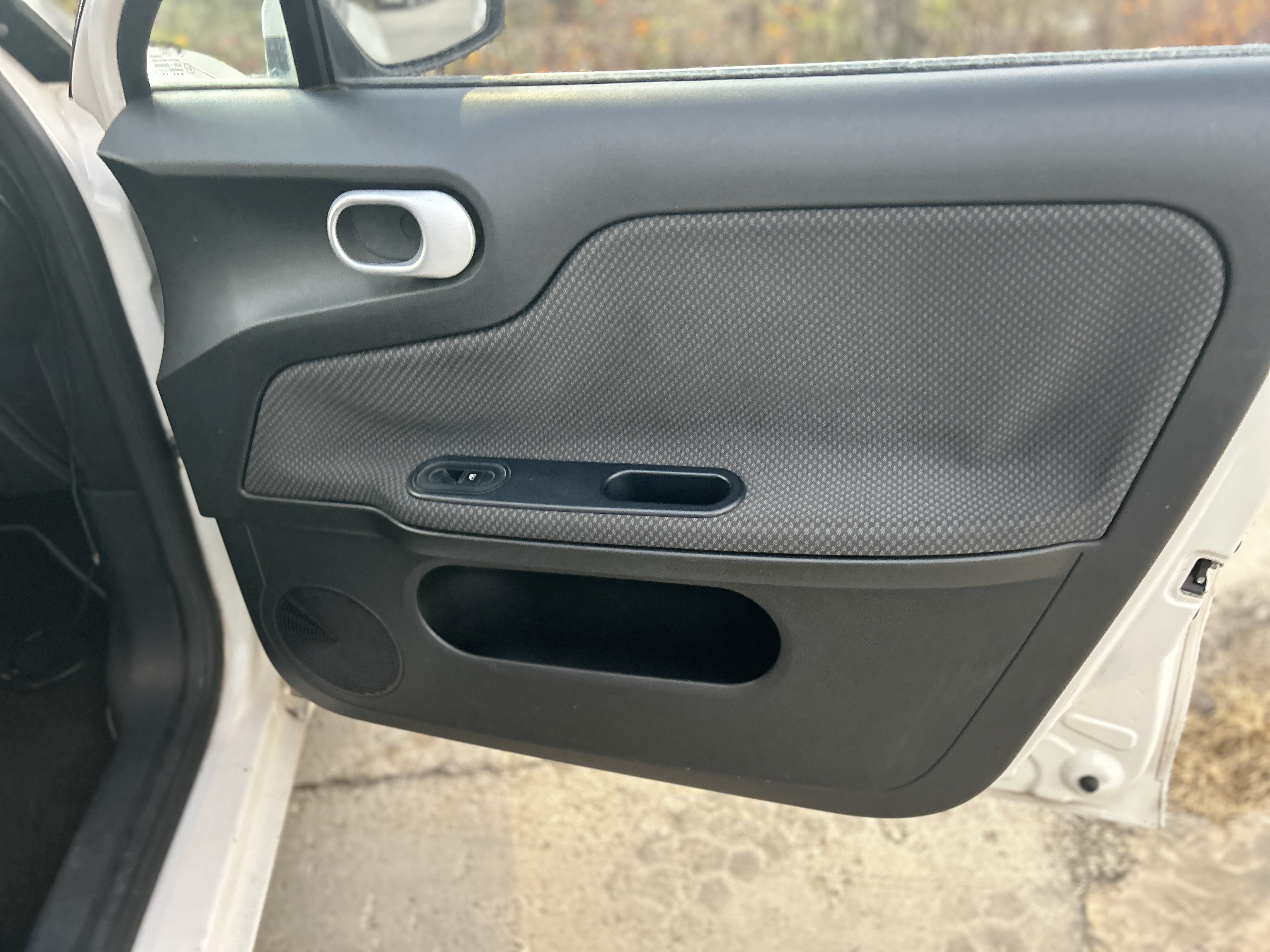 MG 3 2015 car image #14