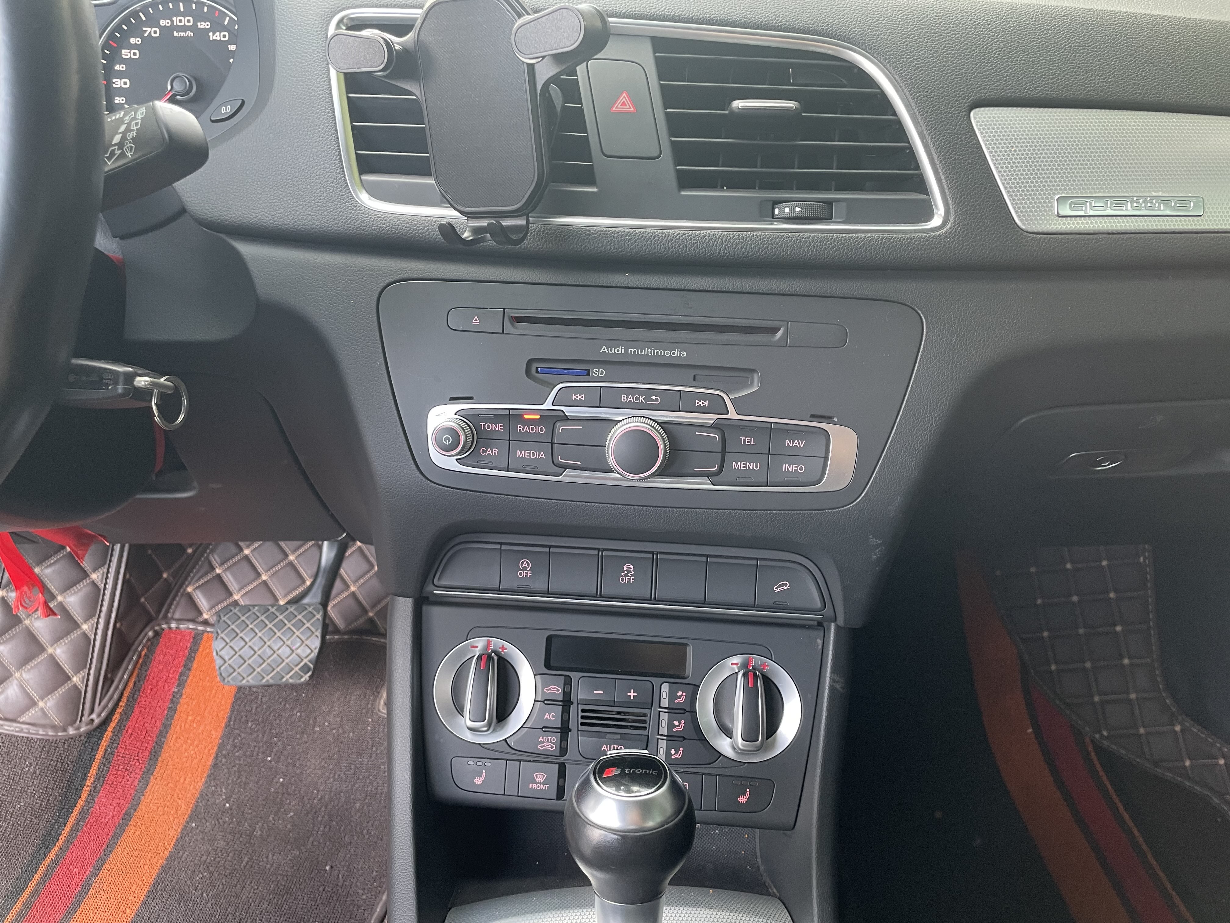 Audi Q3 (Imported) 2013 car image #14