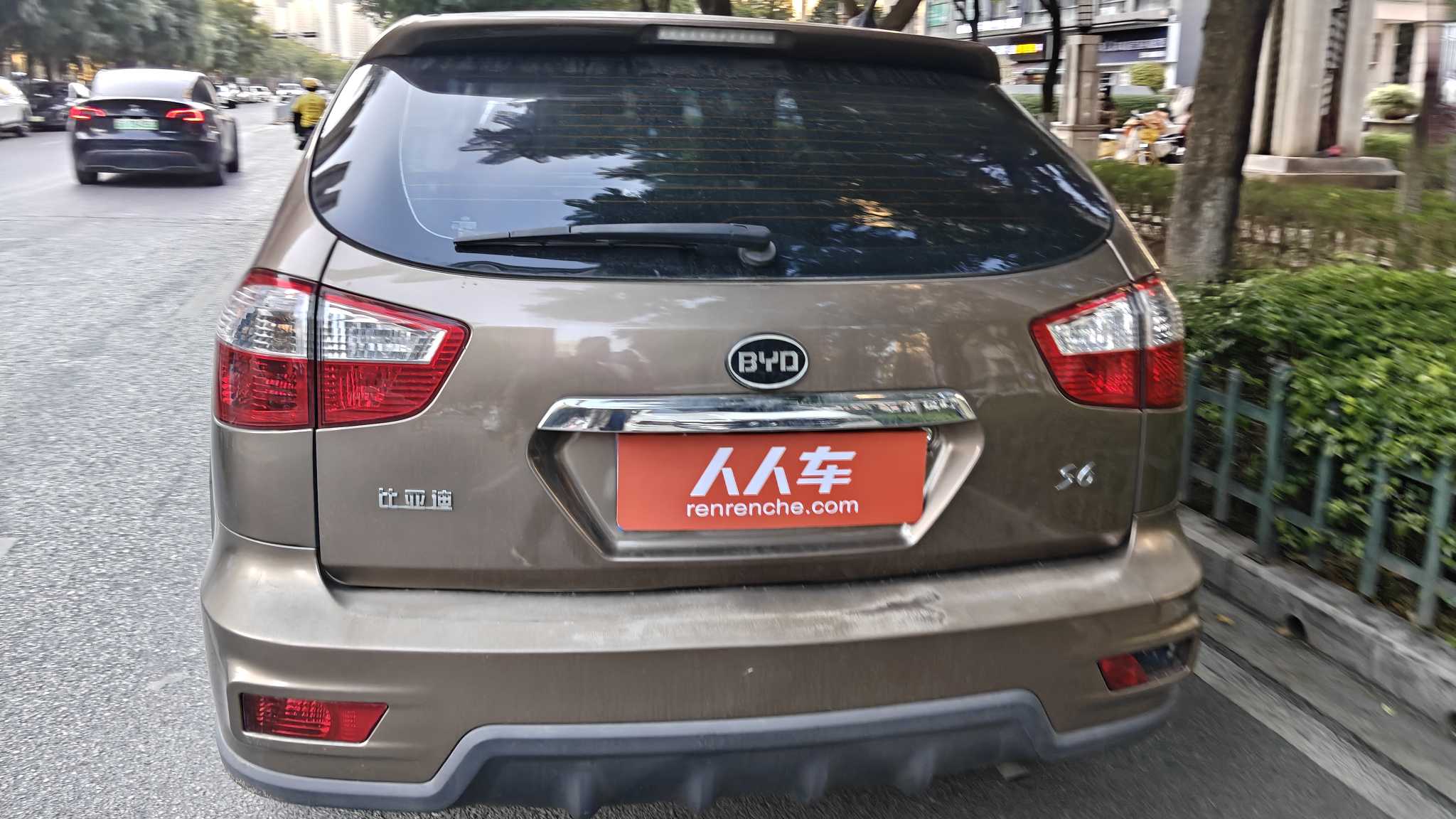 BYD S6 2015 car image #14