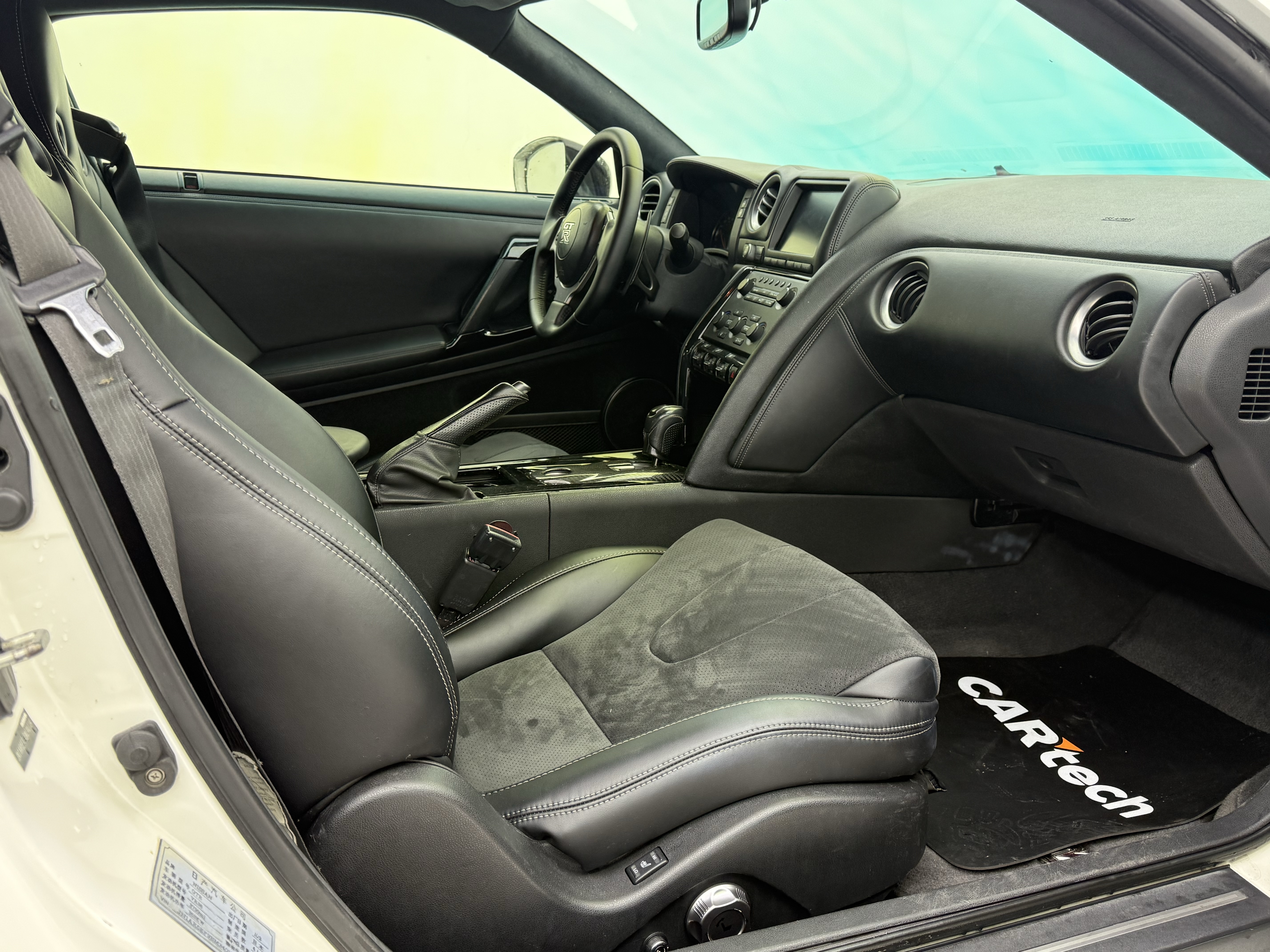 日产 日产GT-R 2010 汽车图片 #14