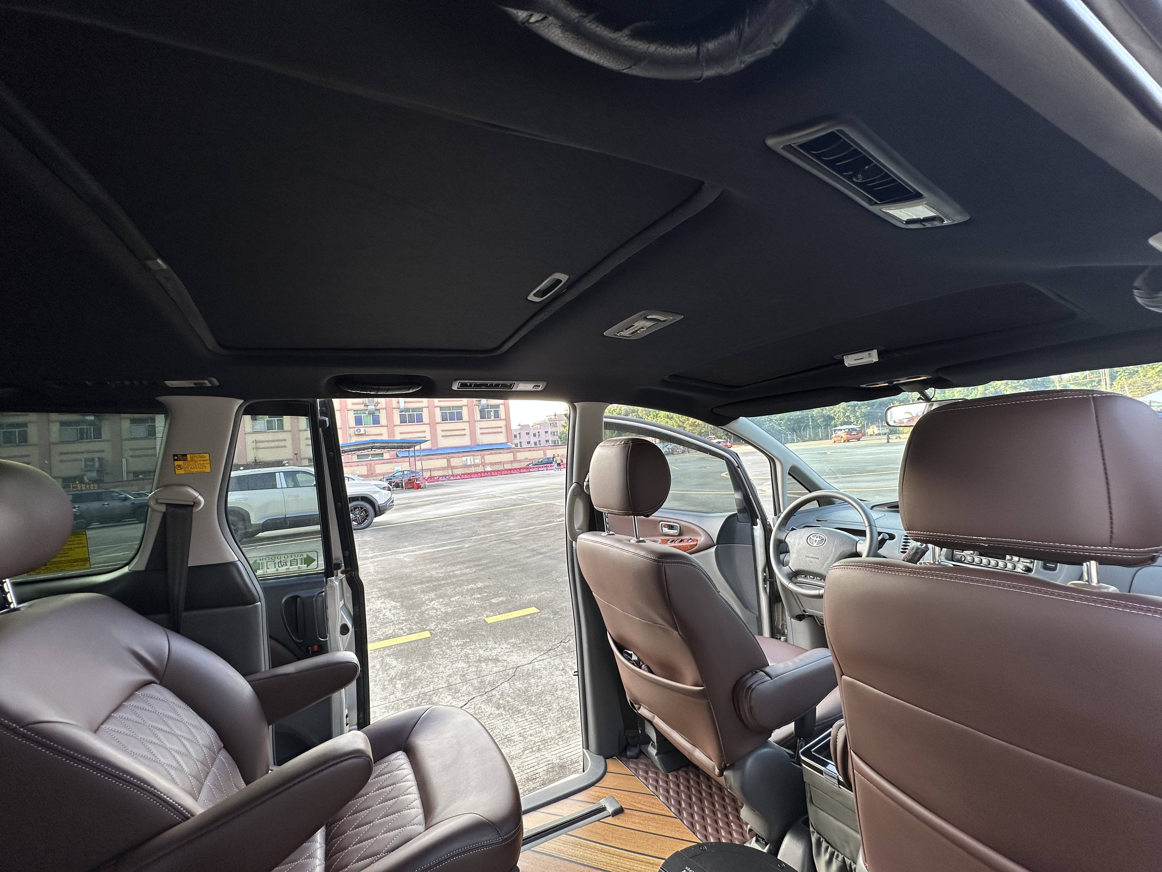 Toyota Previa 2005 car image #14