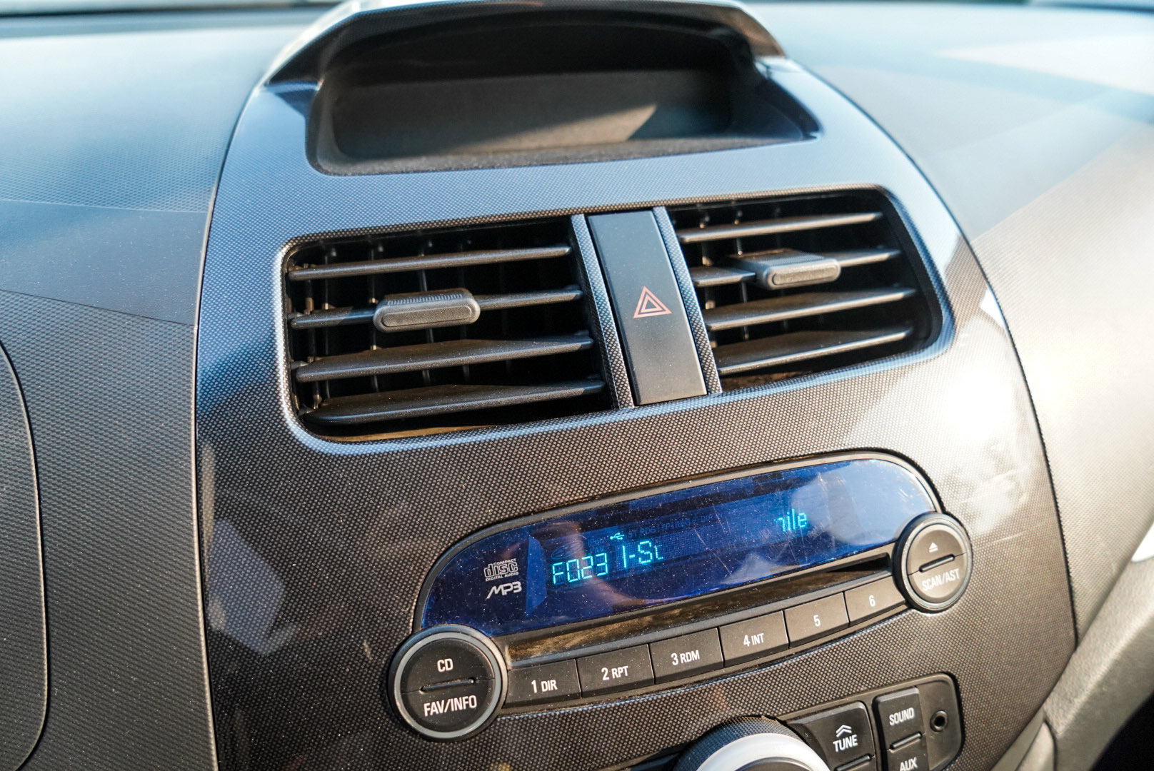 Chevrolet Spark 2011 car image #14