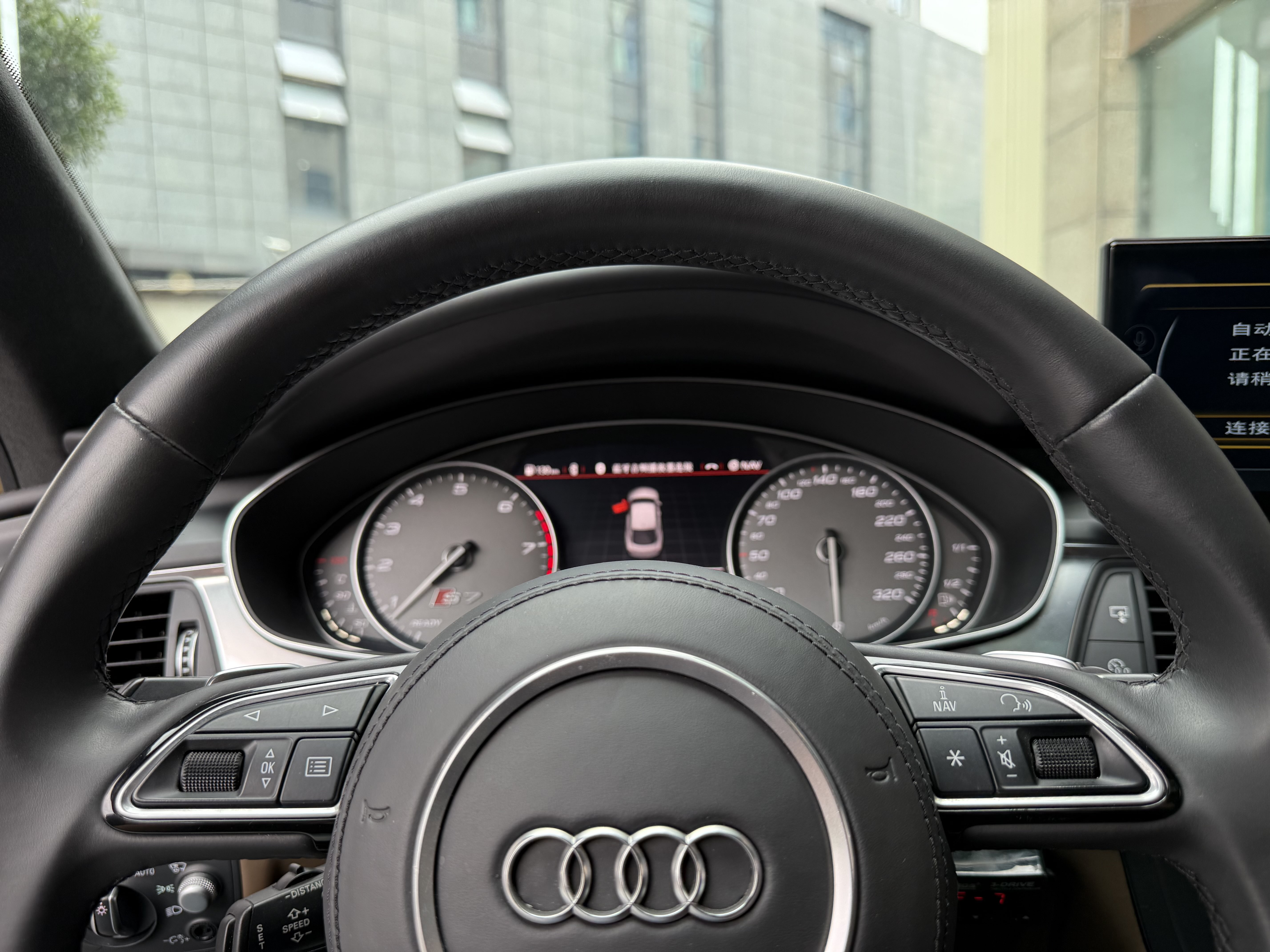 Audi S7 2017 car image #14