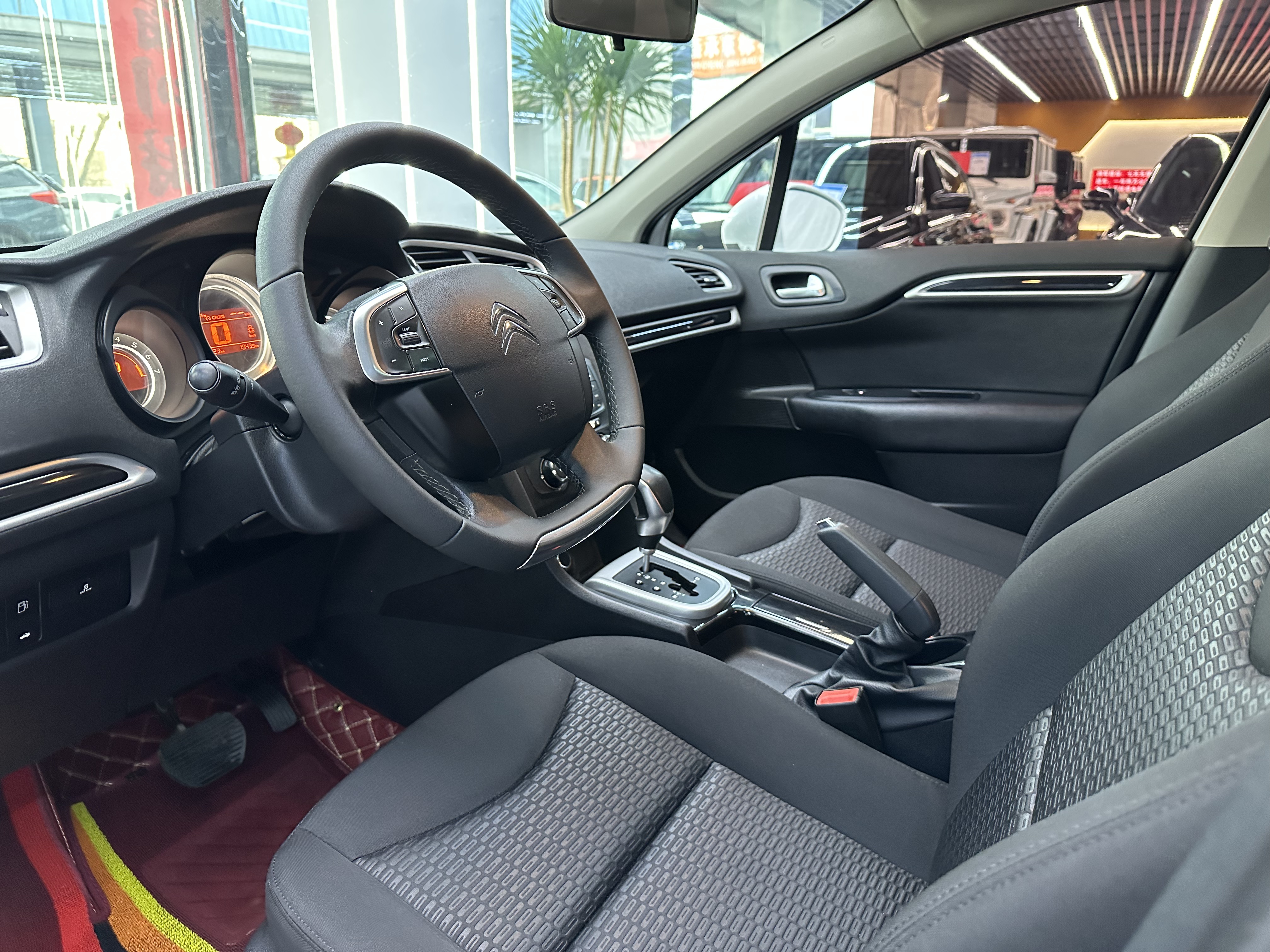 Citroen C4L 2016 imagem de carro #14