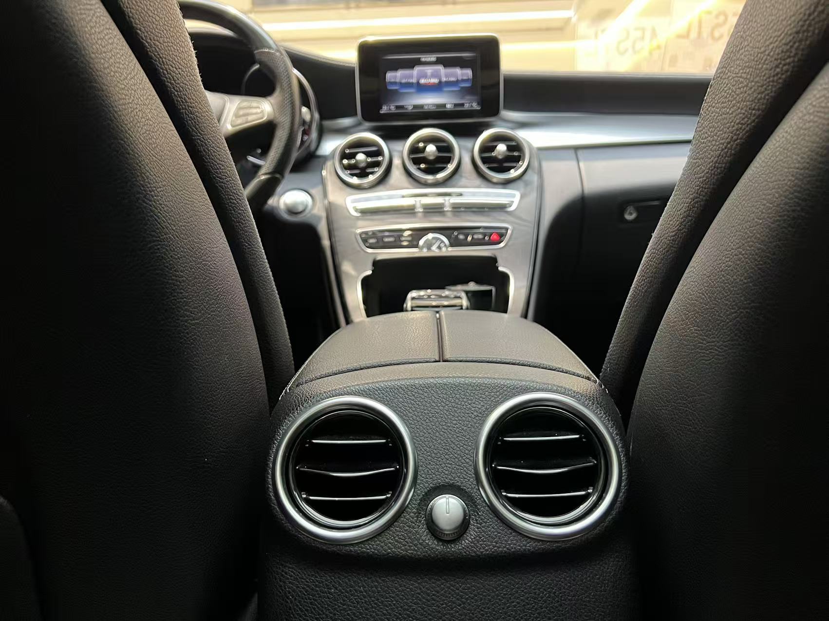 Mercedes-Benz C Class 2015 car image #14