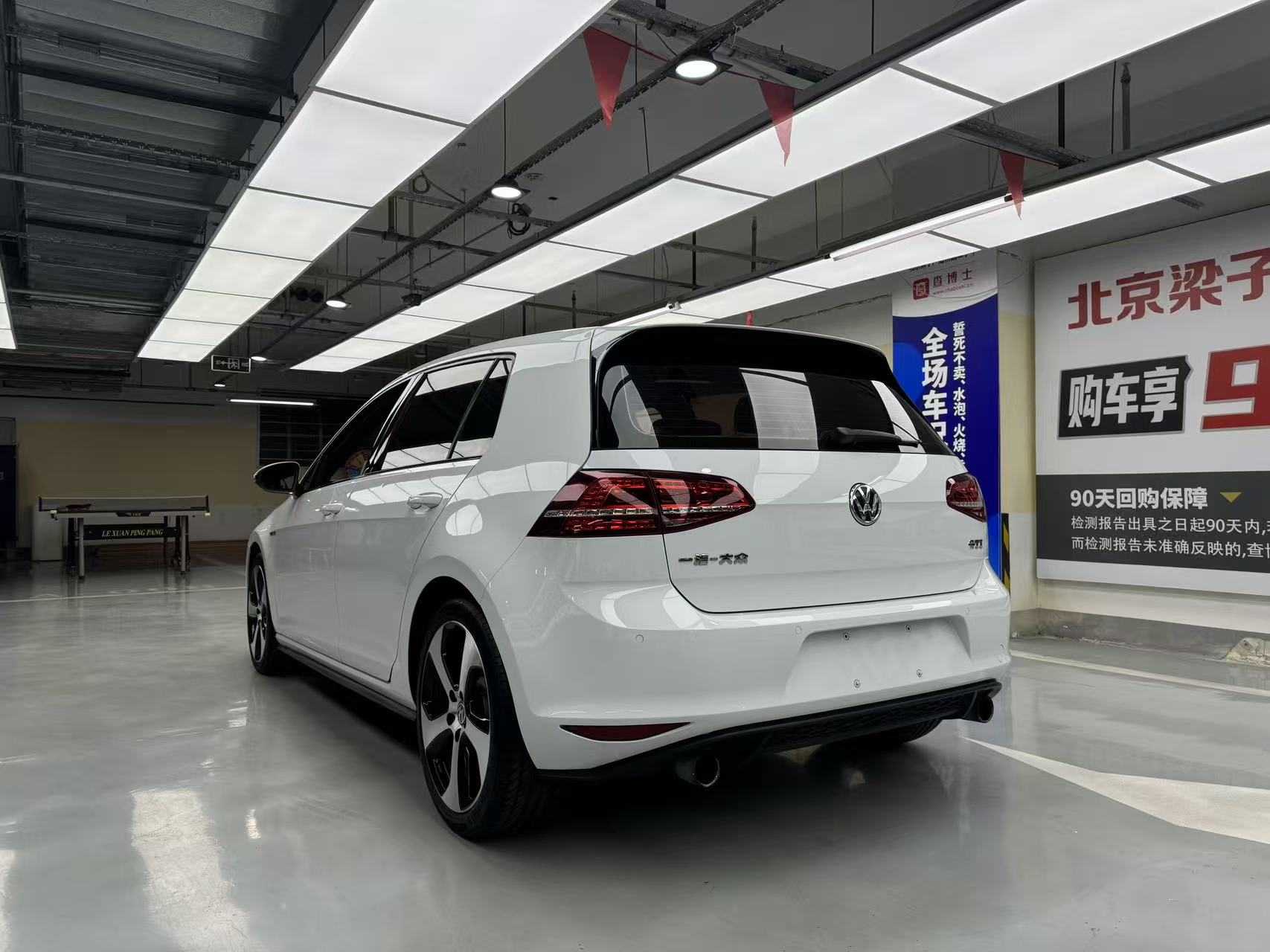 Volkswagen GolfGTI 2016 immagine di auto #14