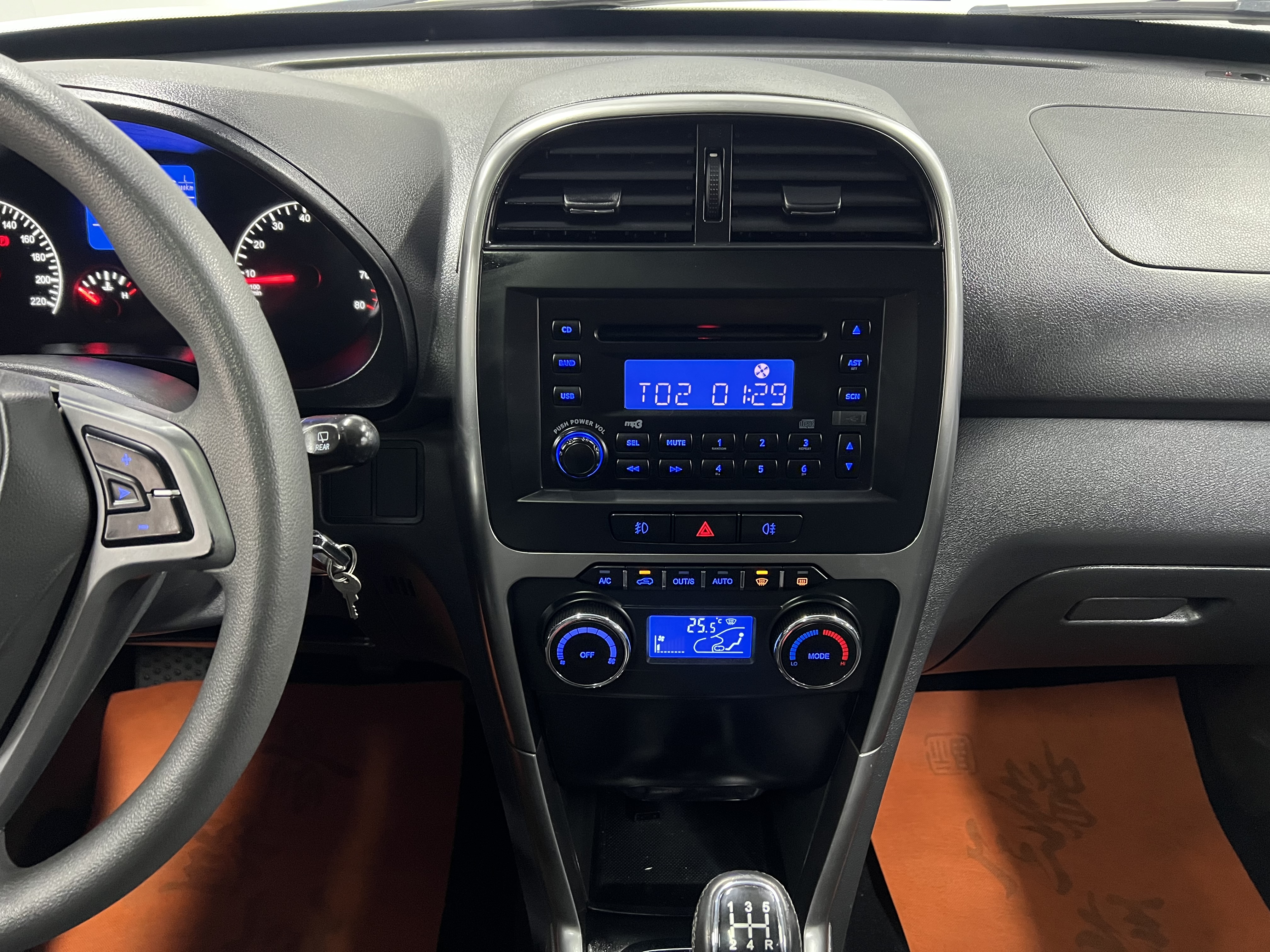 Chery Tiggo 3 2015 #14 Chery Tiggo 3 2015 car image #14