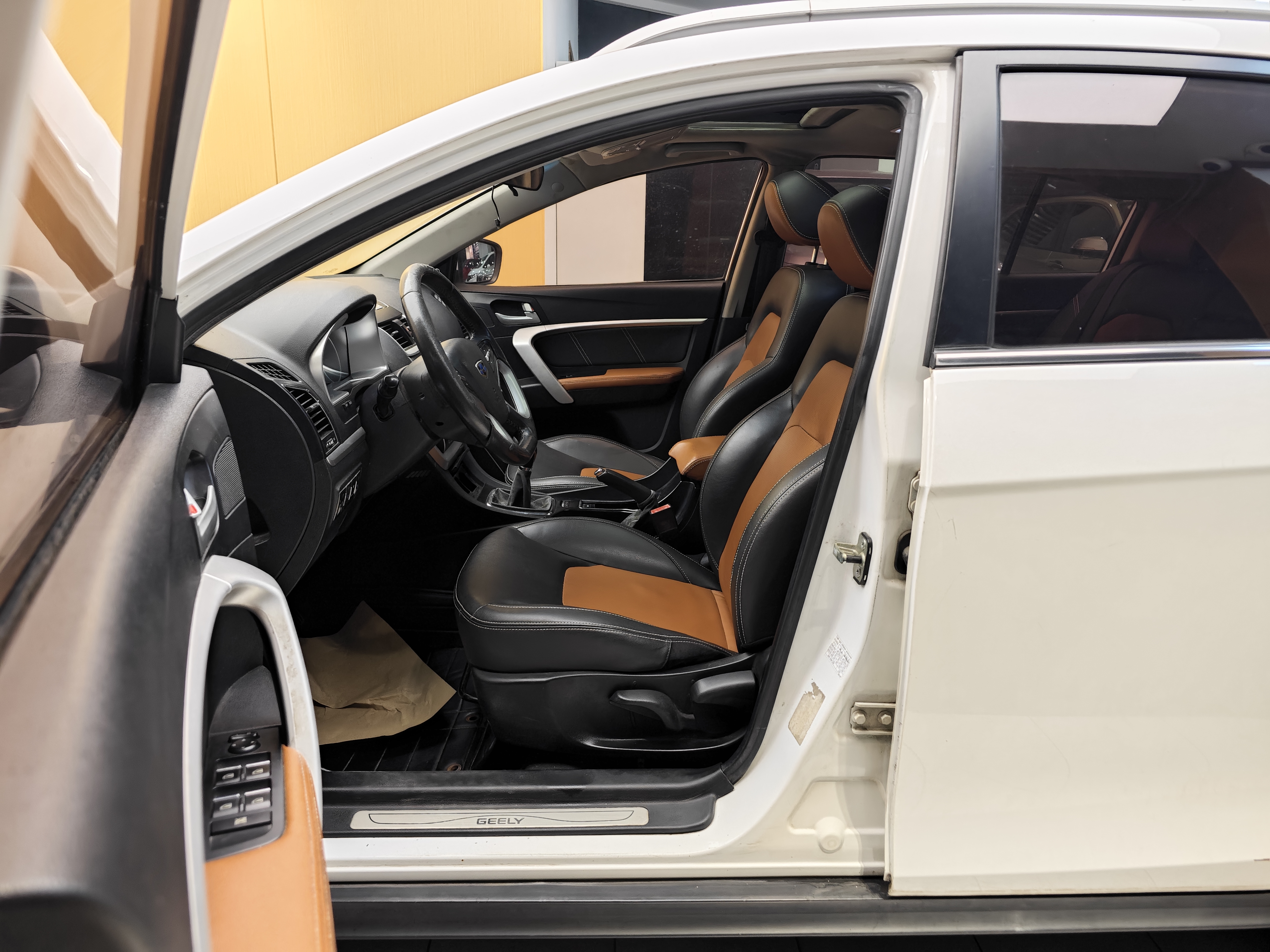 GEELY Emgrand 2016 #14 GEELY Emgrand 2016 car image #14