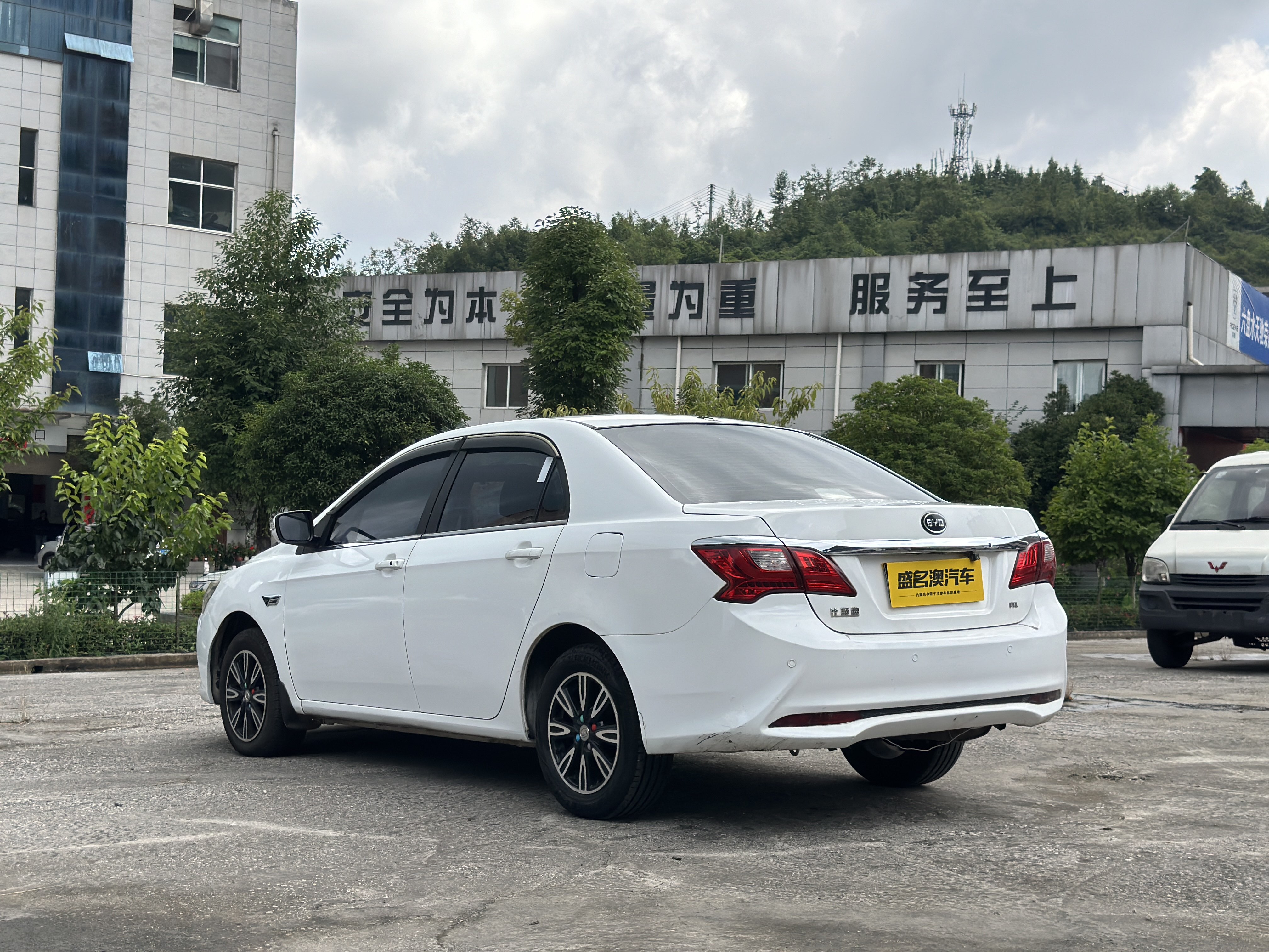 BYD SuRui 2017 immagine di auto #14