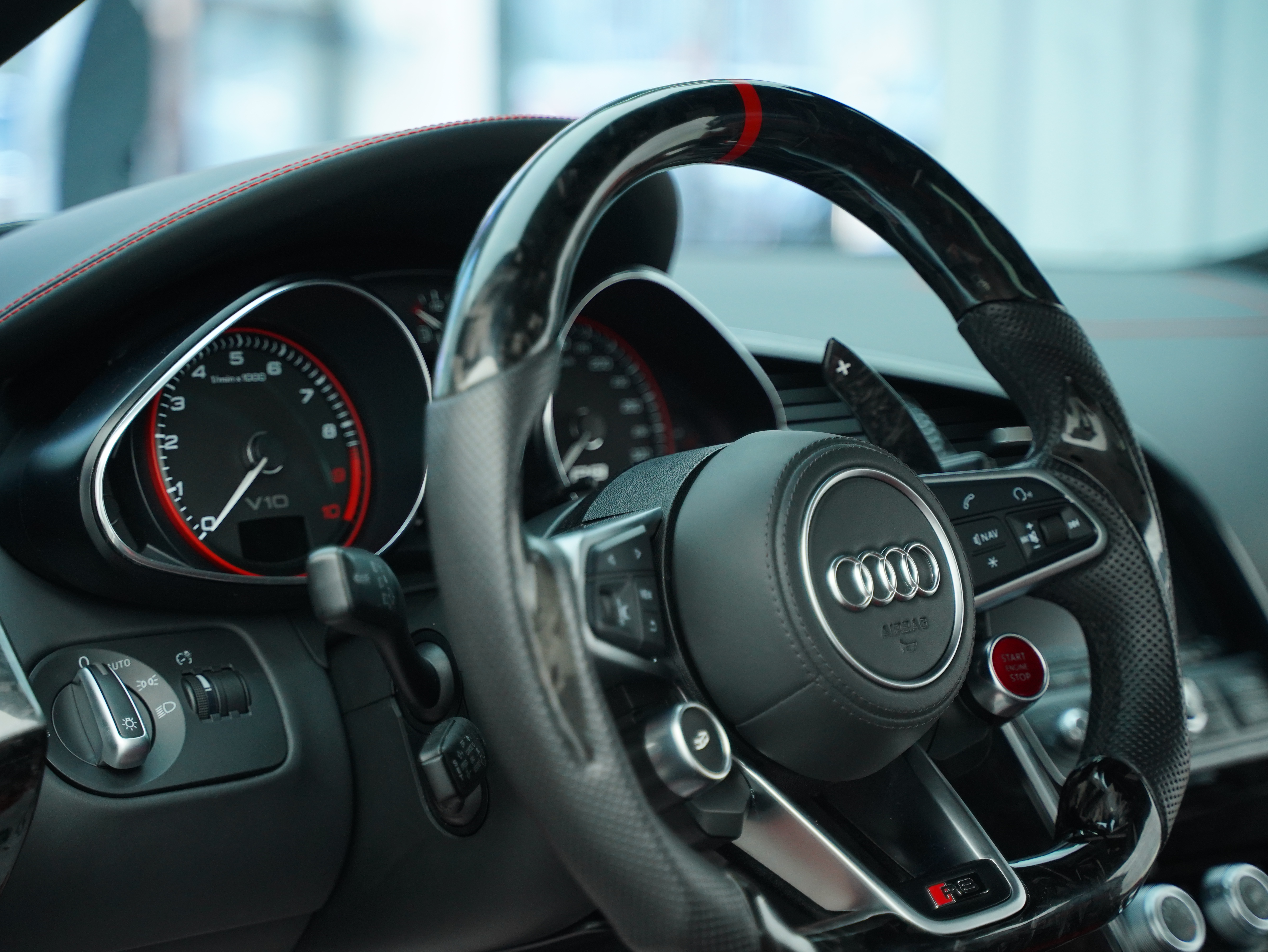 Audi R8 2013 #14 Audi R8 2013 car image #14