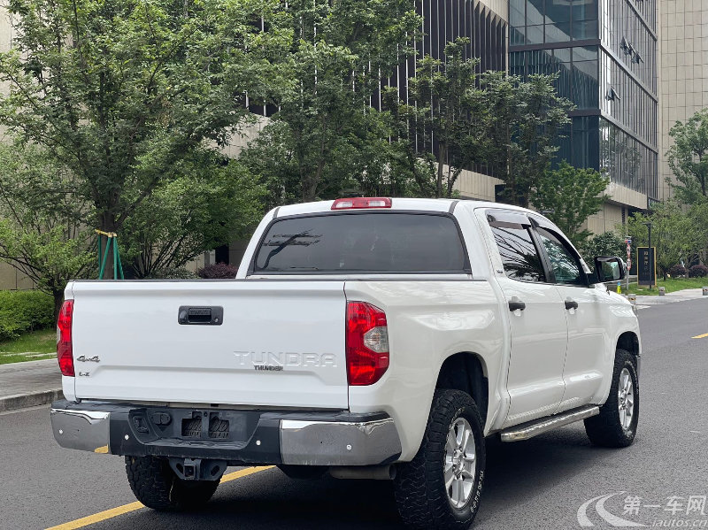 Toyota Tundra 2015 immagine di auto #14