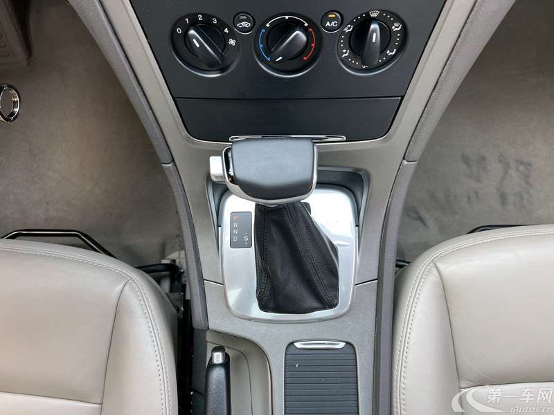 Ford Zhisheng 2012 #14 Ford Zhisheng 2012 car image #14