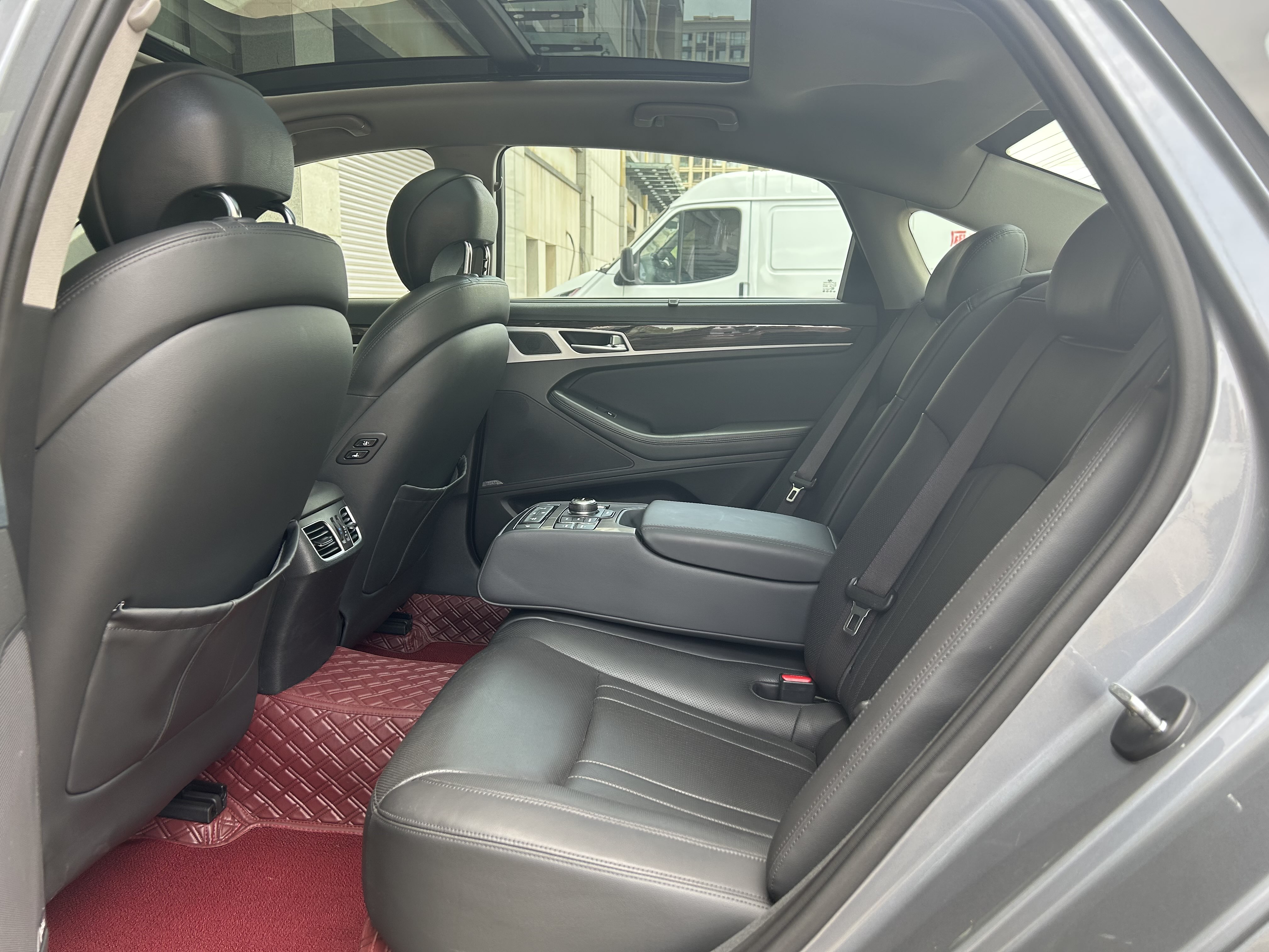 Hyundai Genesis 2015 #14 Hyundai Genesis 2015 car image #14