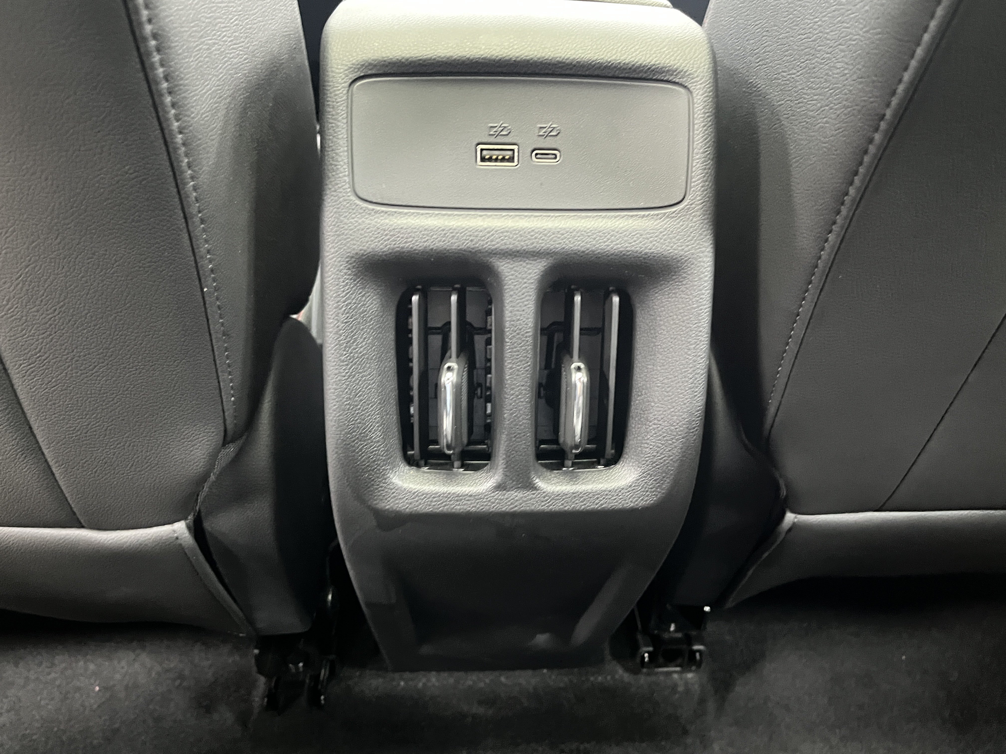 Mercedes-Benz Maybach S Class New Energy 2022 car image #14