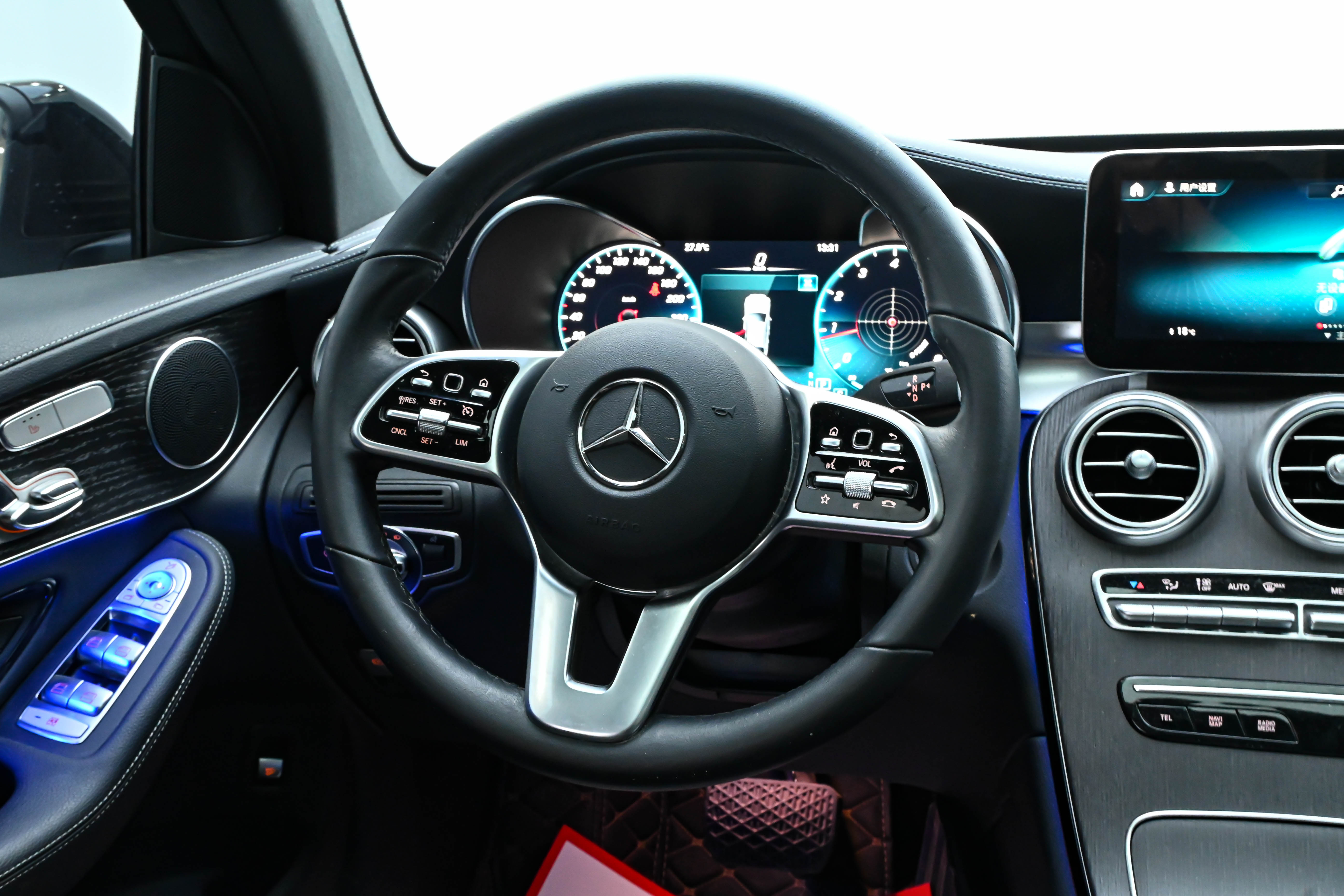 Mercedes-Benz GLC Coupe 2021 immagine di auto #14