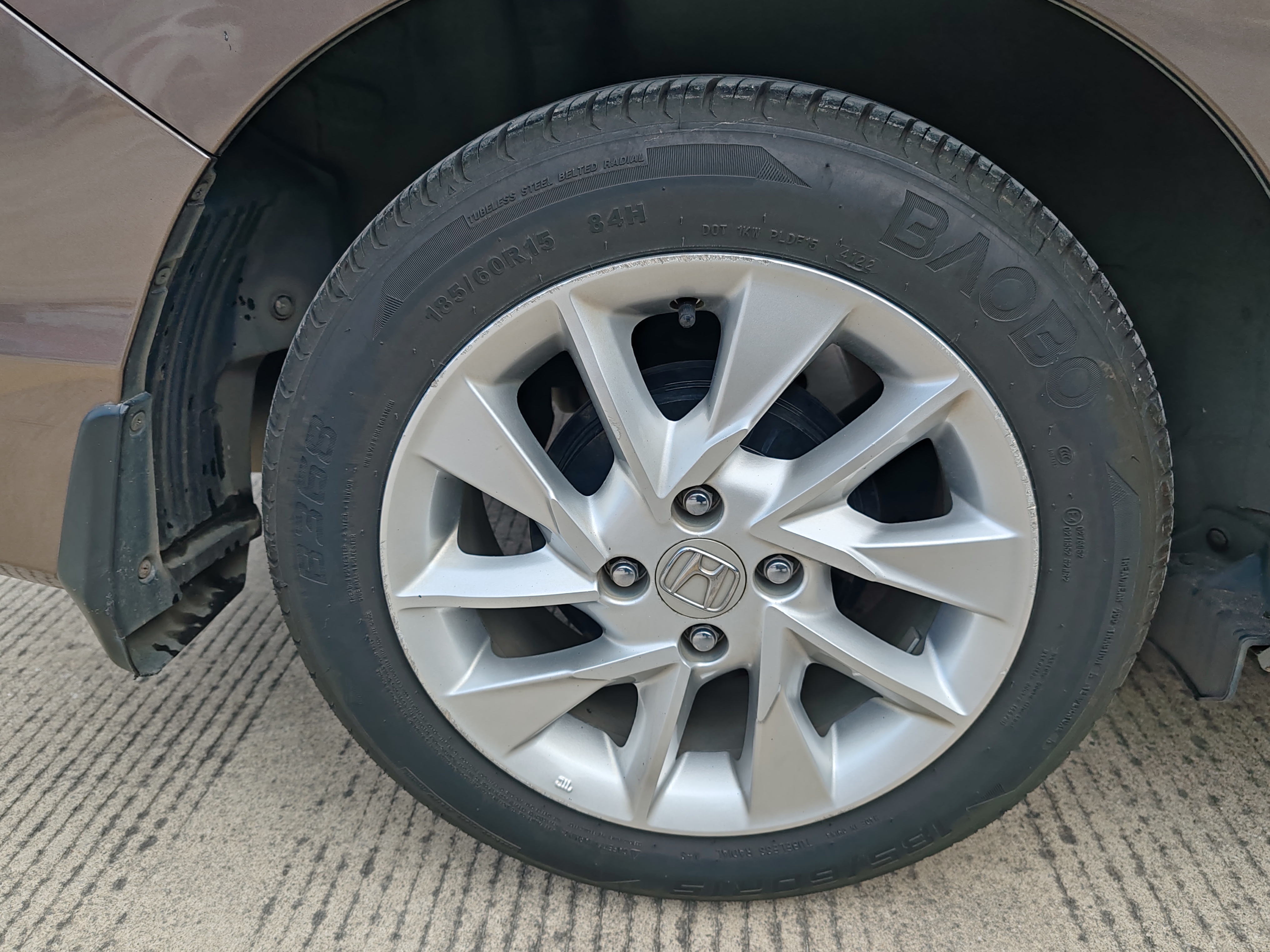 Honda Gienia 2017 car image #14