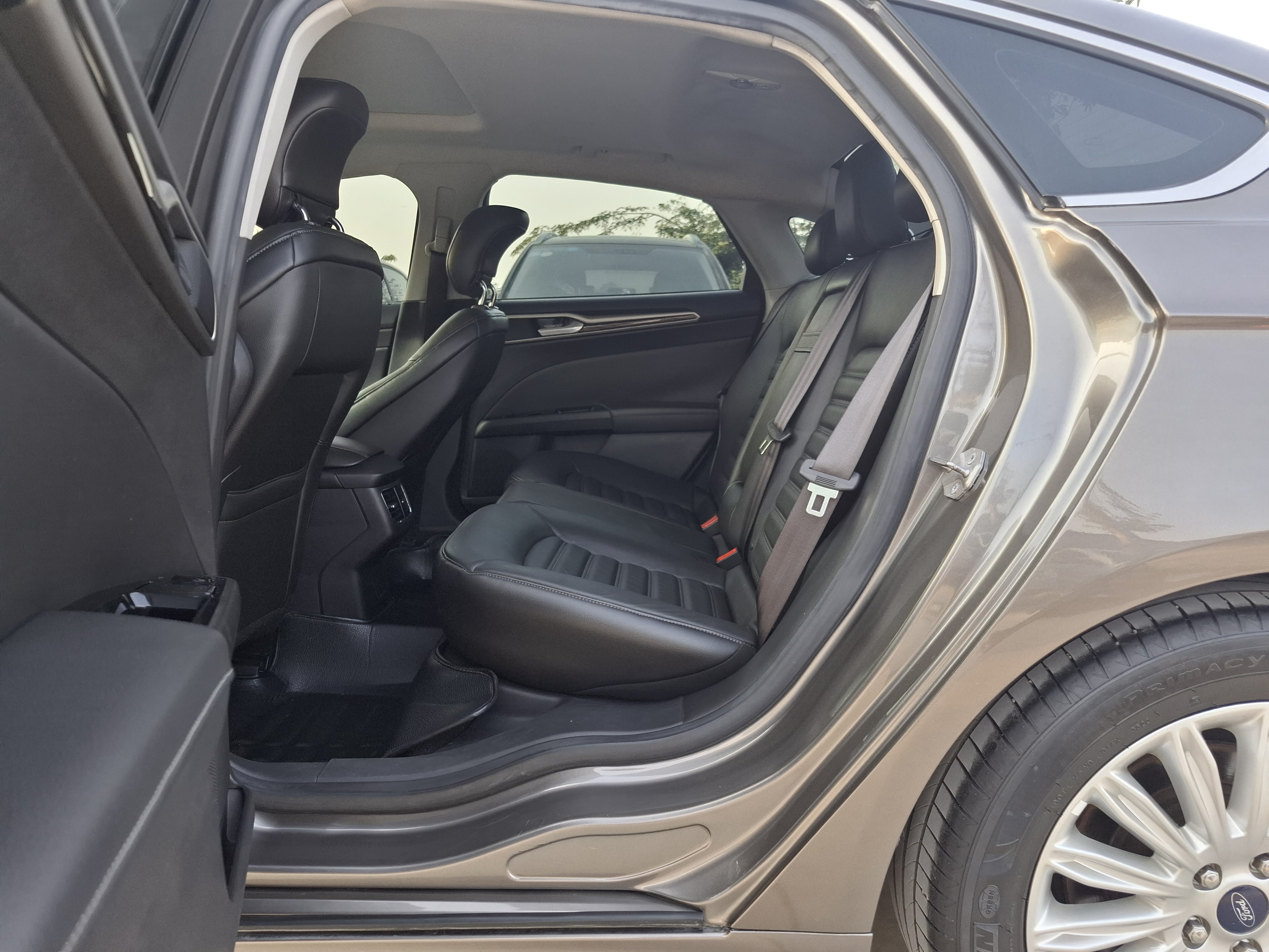 Ford Zhisheng 2014 #14 Ford Zhisheng 2014 car image #14