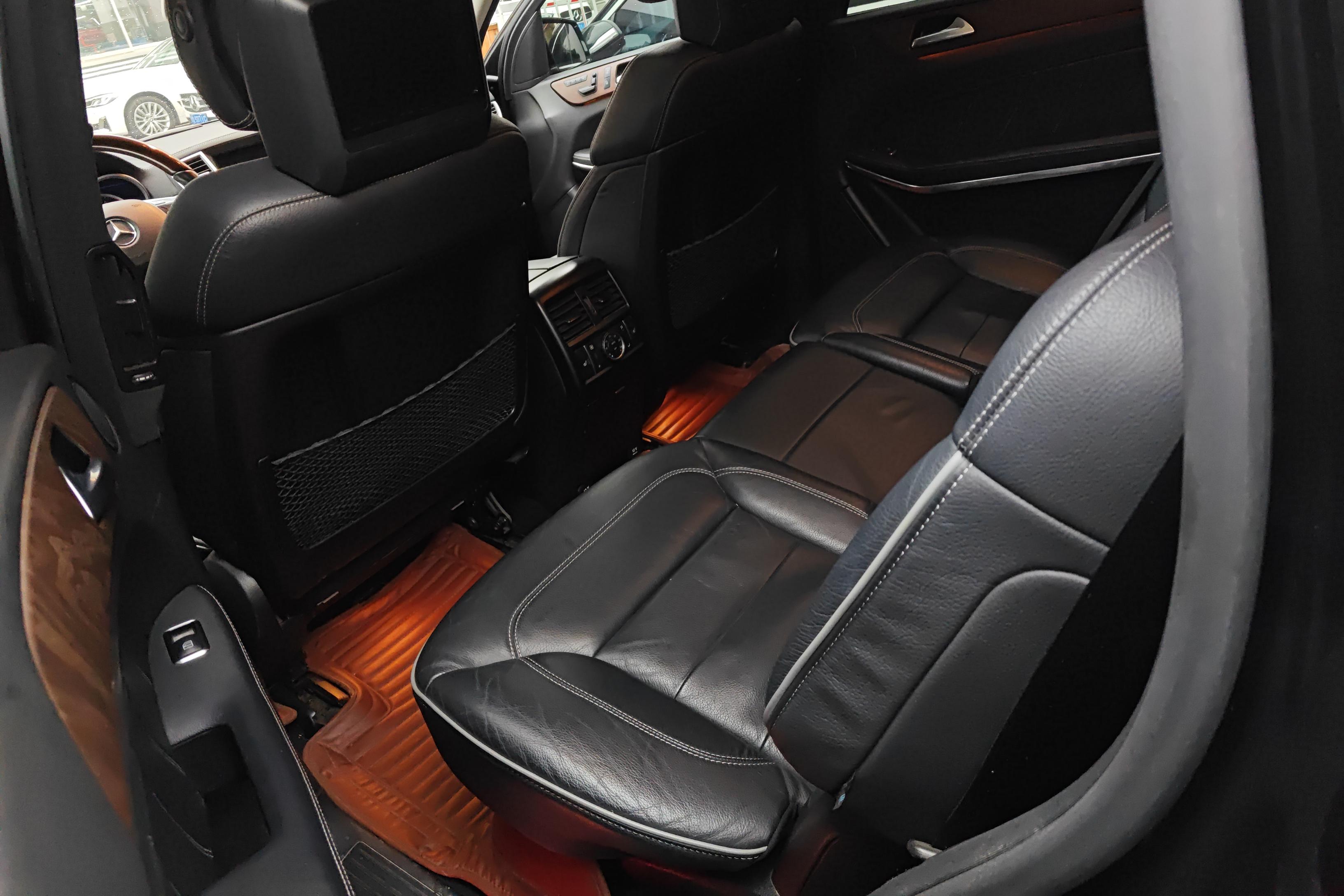 Mercedes-Benz GL Class 2014 car image #14