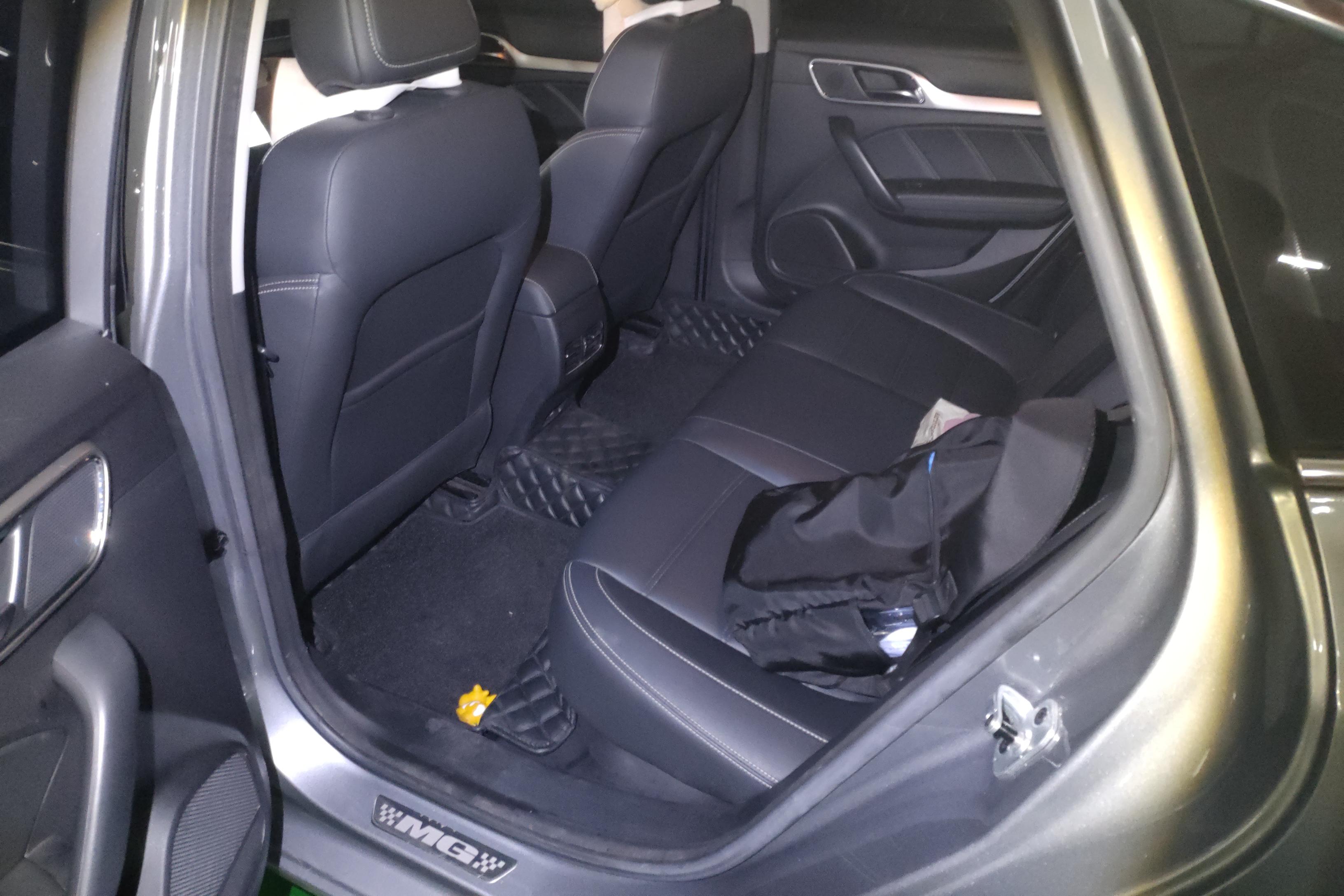 MG 6 New Energy 2019 car image #14